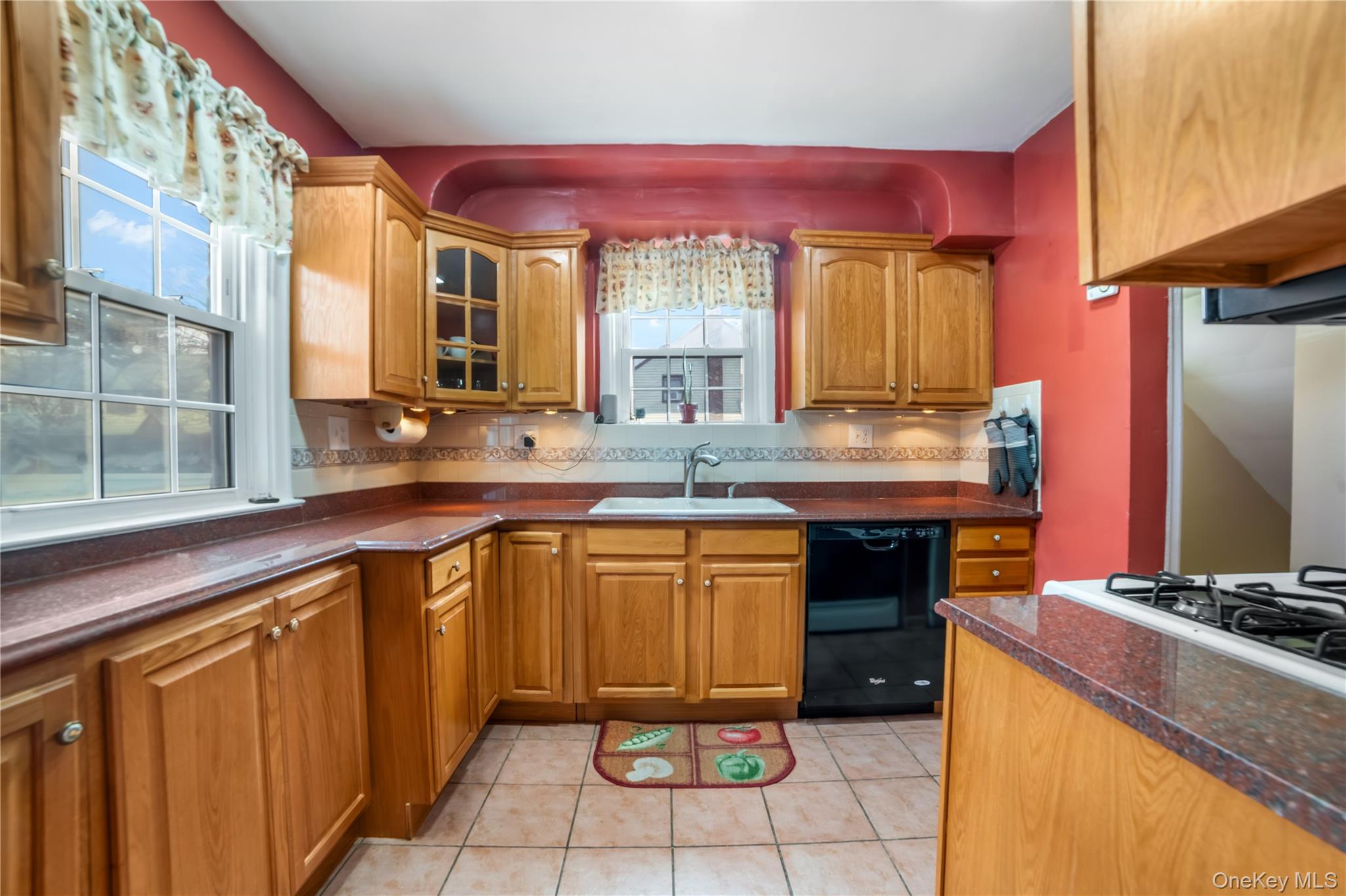 #9 photo, 248-21 87th Avenue, كوينز Bellerose , NY 11426