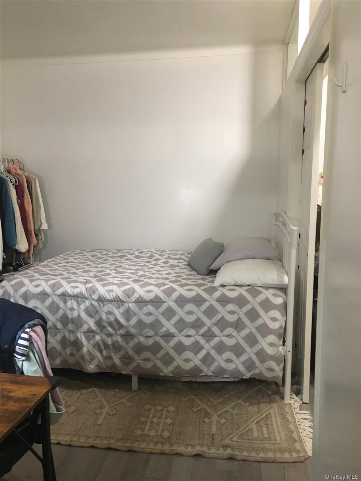 #10 photo, 8009 35th Avenue, קווינס Jackson Heights , NY 11372