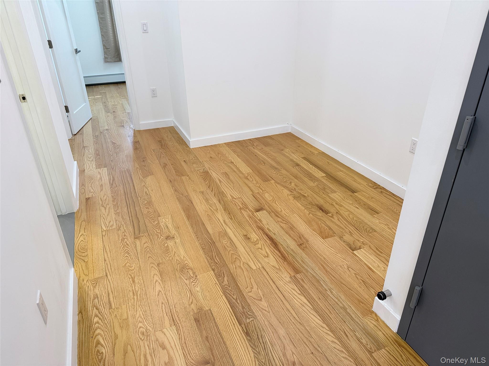 #14 photo, 4018 50th Avenue, Sunnyside , NY 11104