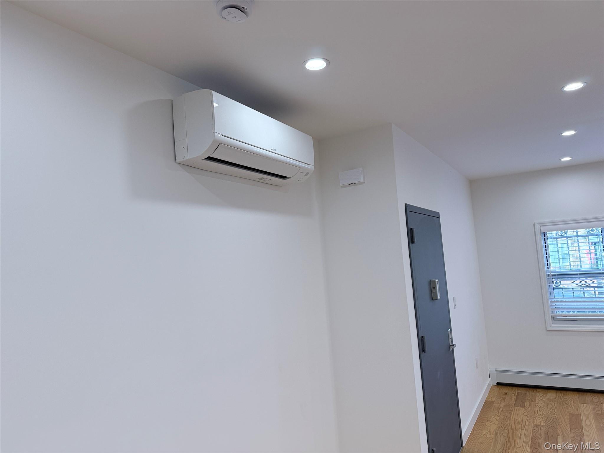 #16 photo, 4018 50th Avenue, Sunnyside , NY 11104