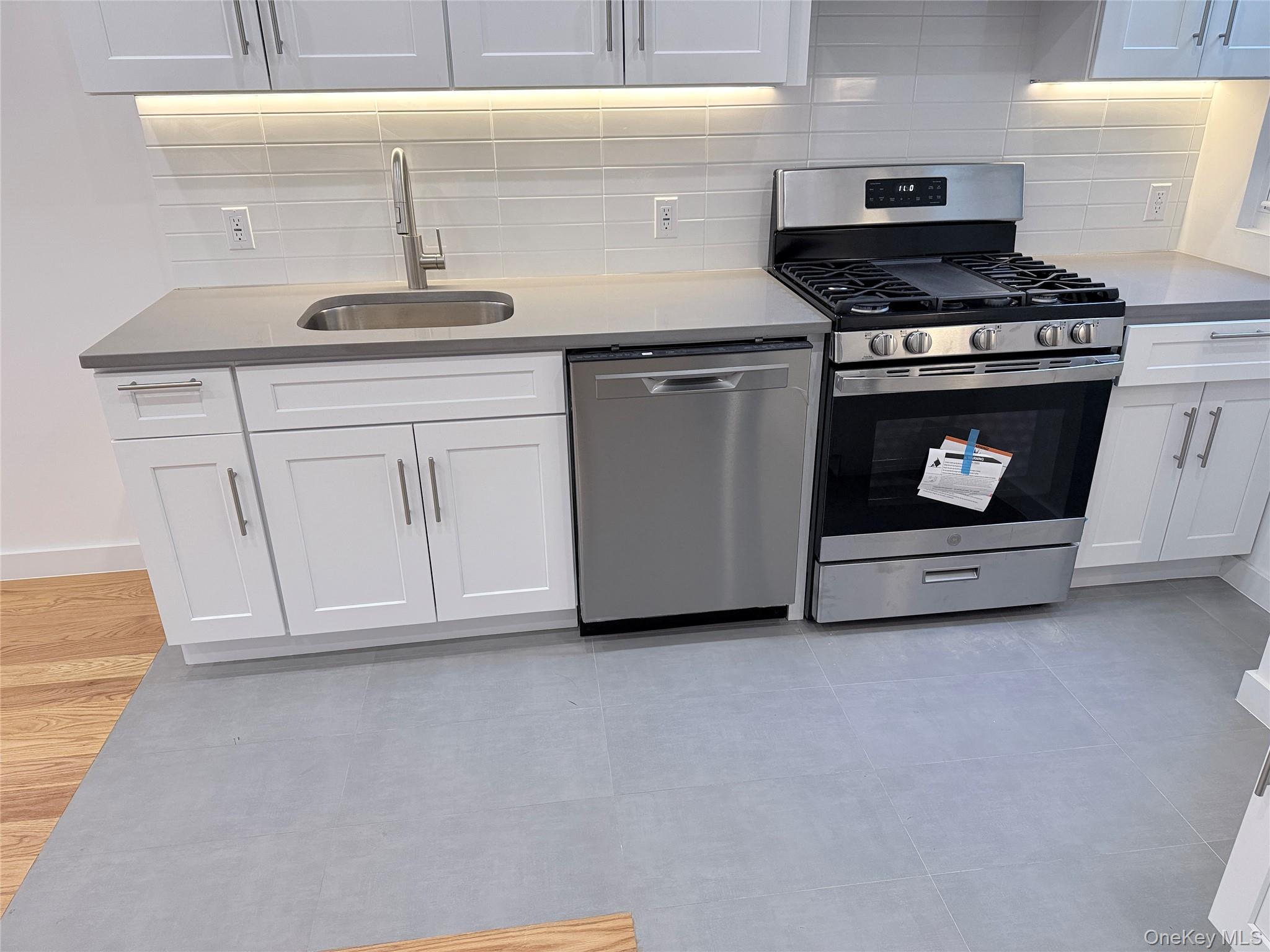 #19 photo, 4018 50th Avenue, Sunnyside , NY 11104