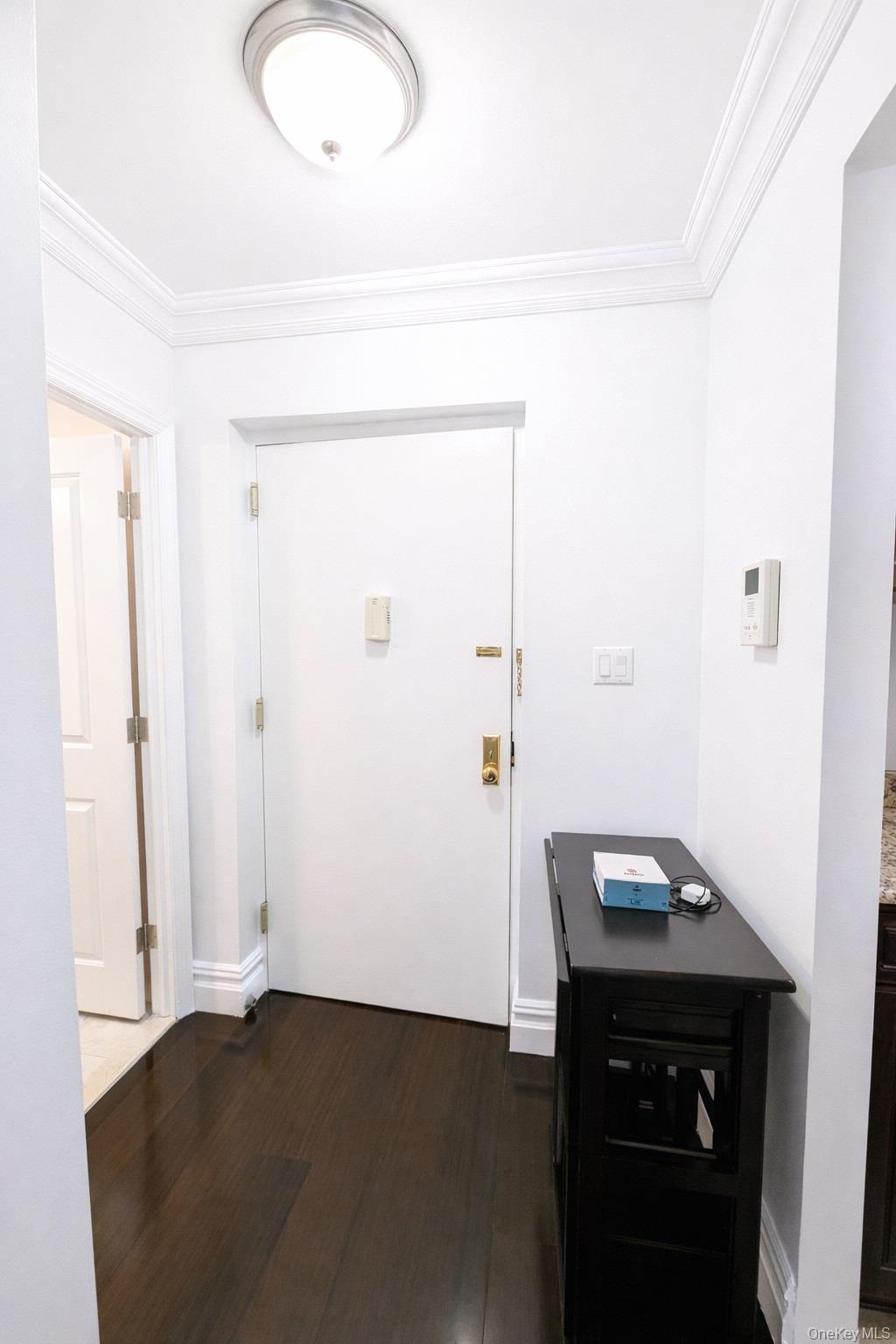 #5 photo, 14116 84th Drive, קווינס Briarwood , NY 11435