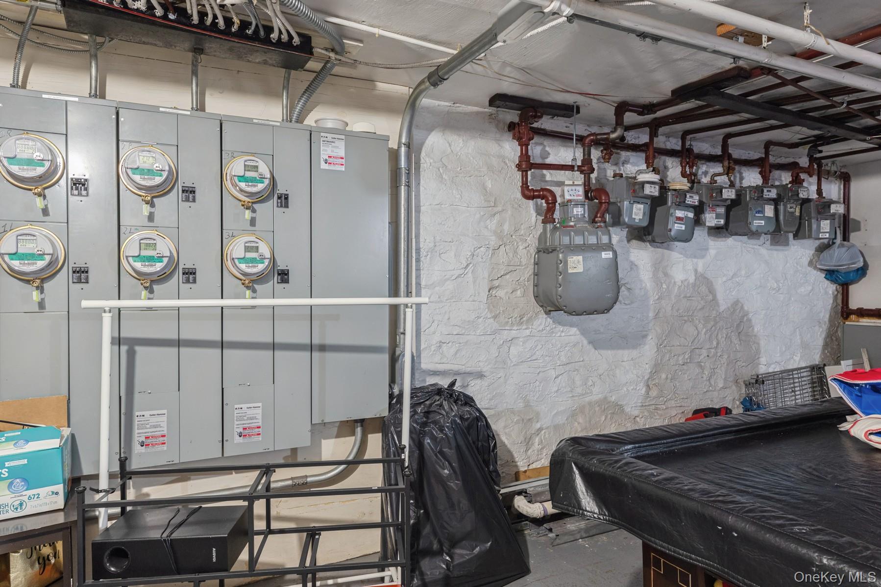 #20 photo, 1811 Centre Street, कुईंस Ridgewood , NY 11385