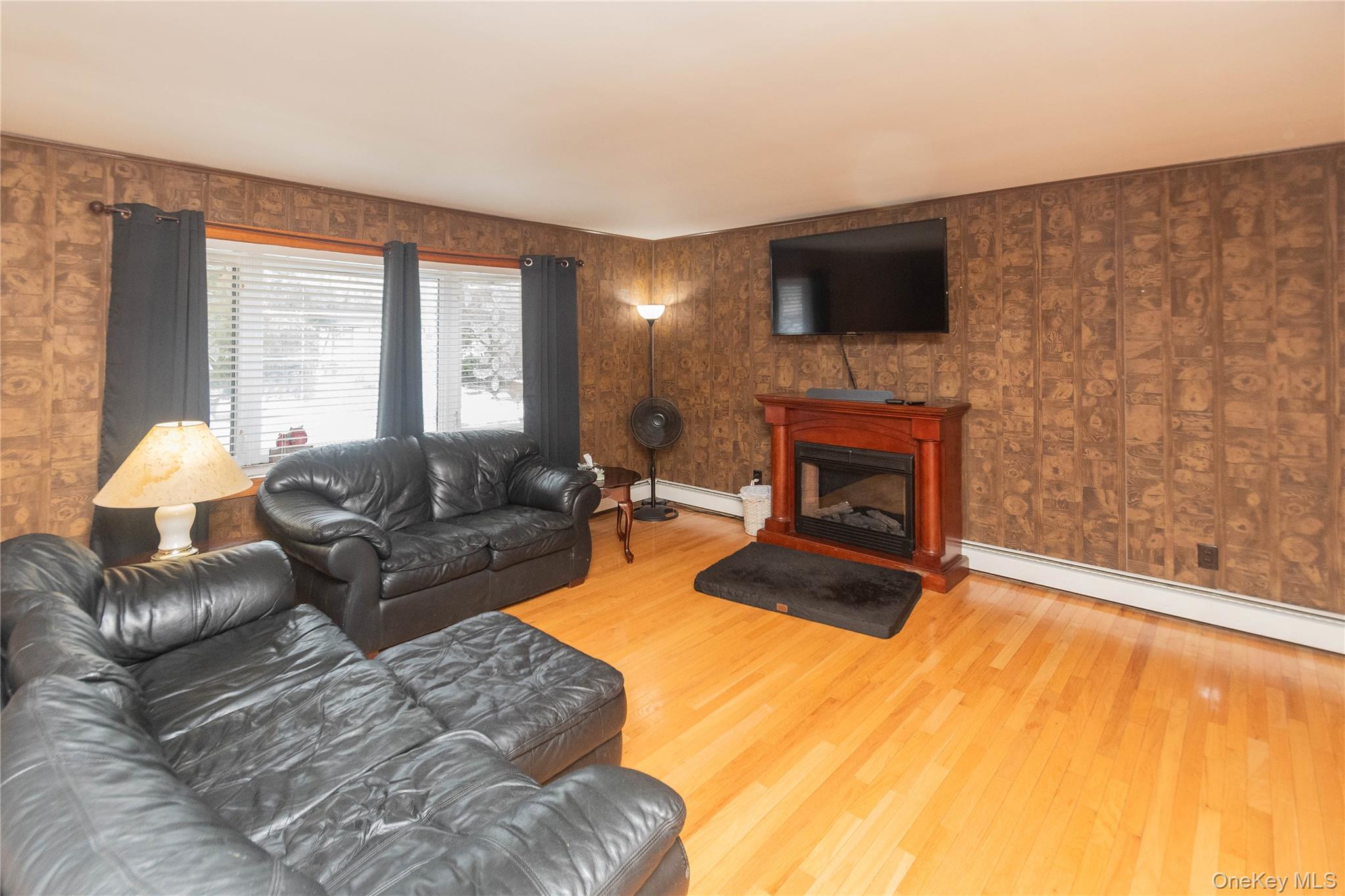 #4 photo, 6 Reggie Drive, Wappingers Falls , NY 12590