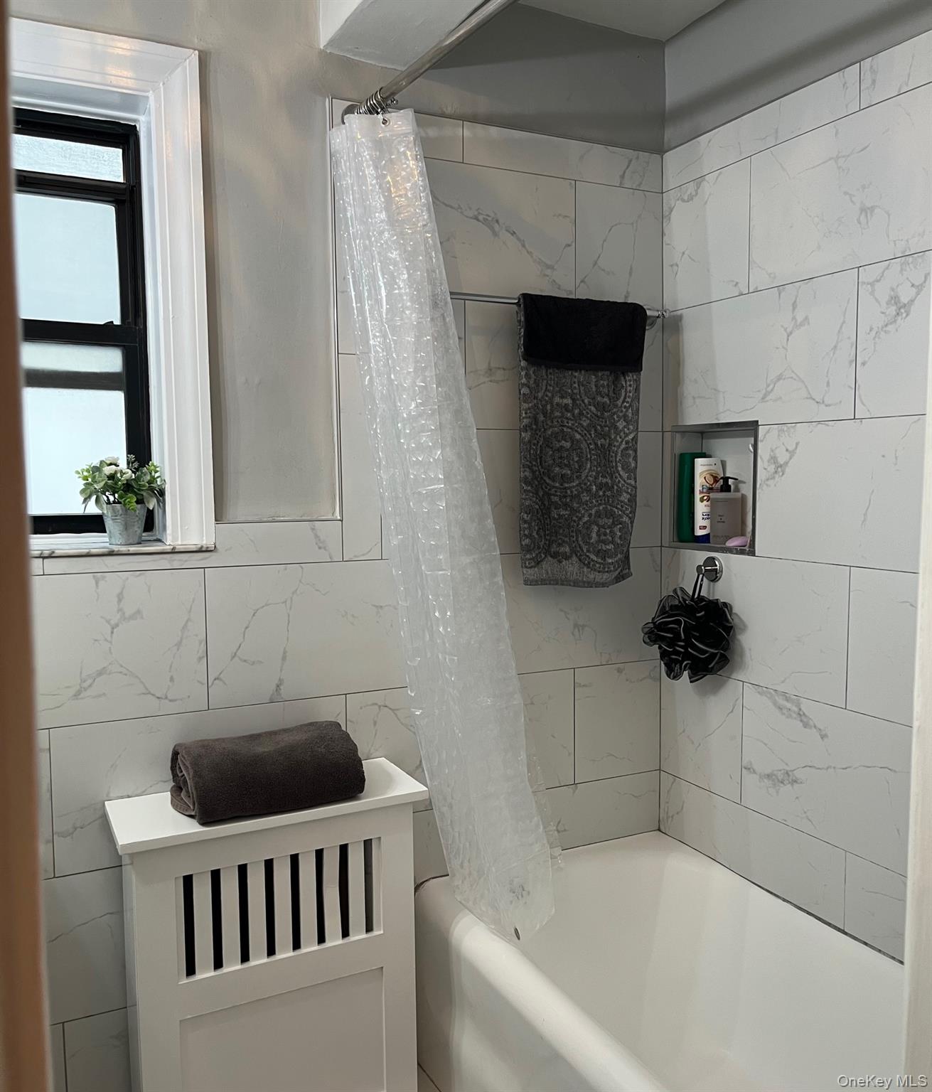 #10 photo, 36 West Pondfield Road, 브롱크스 Bronxville , NY 10708