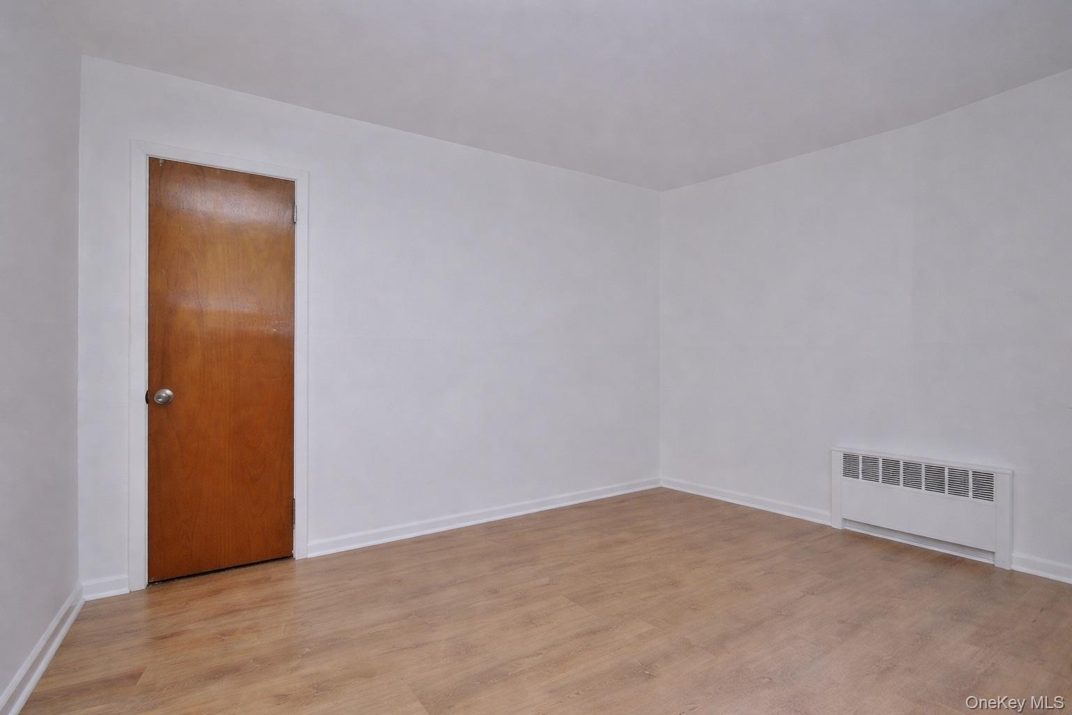 #17 photo, 423 Parkview View Avenue, Yonkers , NY 10710