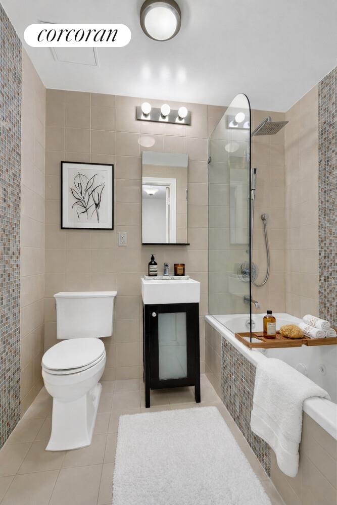 #6 photo, 143 W 30TH Street, 맨해튼 Midtown , NY 10001