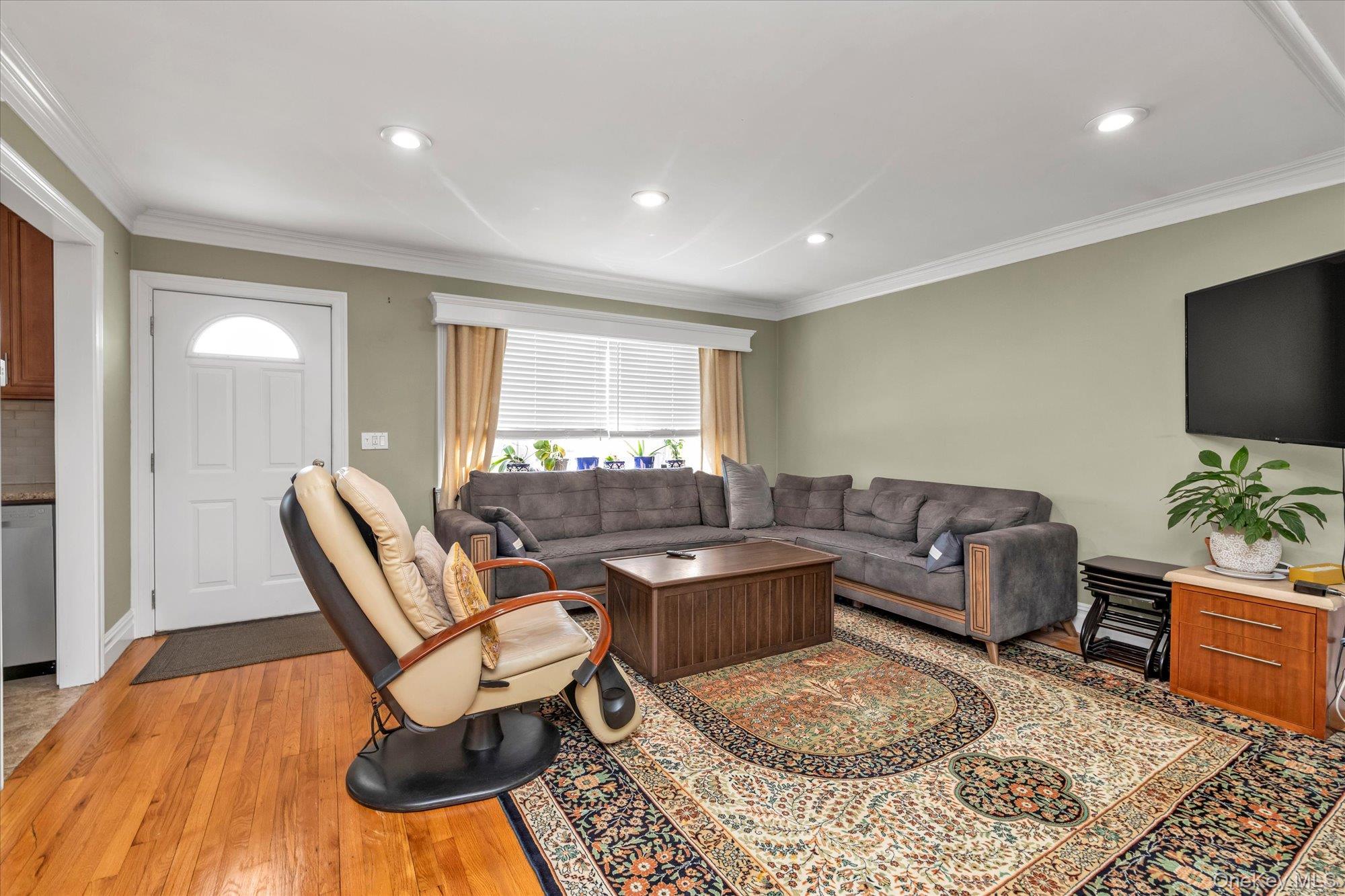 #2 photo, 2463 Lindy Road, নাসাউ কাউন্টি Westbury , NY 11590