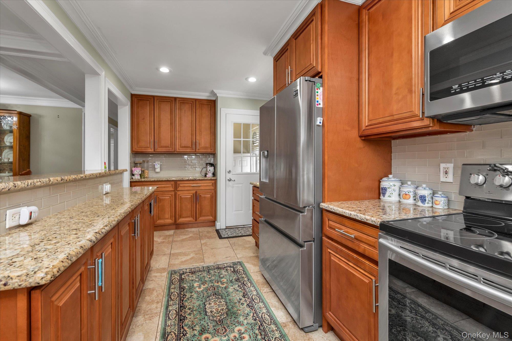 #8 photo, 2463 Lindy Road, নাসাউ কাউন্টি Westbury , NY 11590