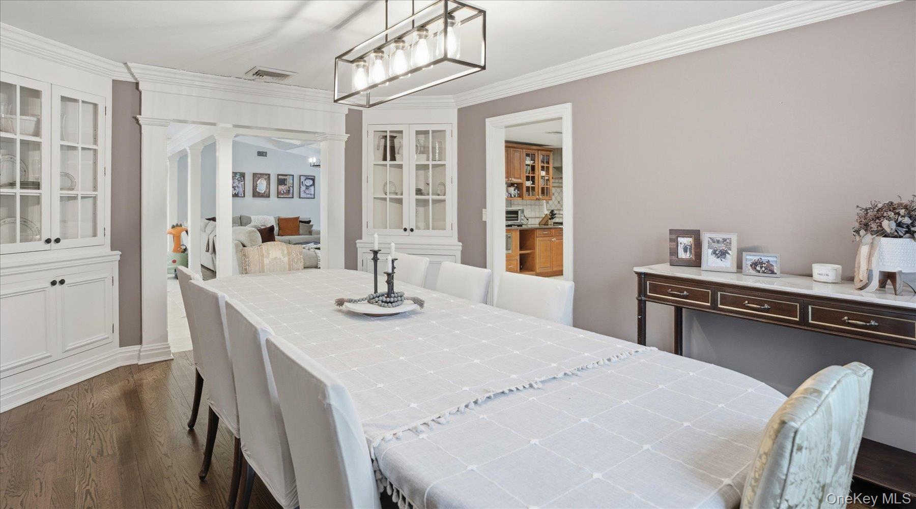 #19 photo, 16 Daniel Lane, Dix Hills , NY 11746