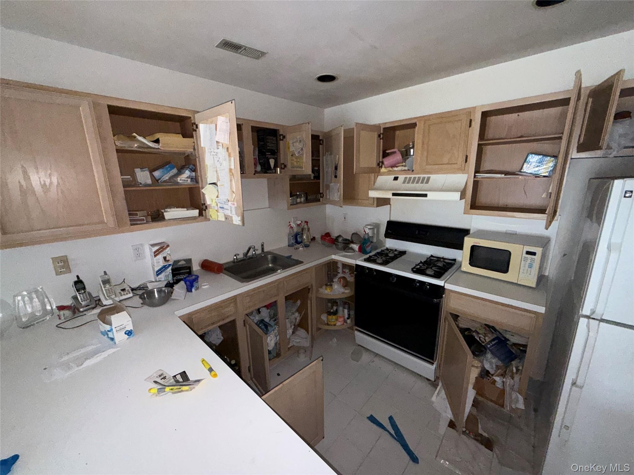 #14 photo, 32 Quail Court, Саффолк ‖ Manorville , NY 11949