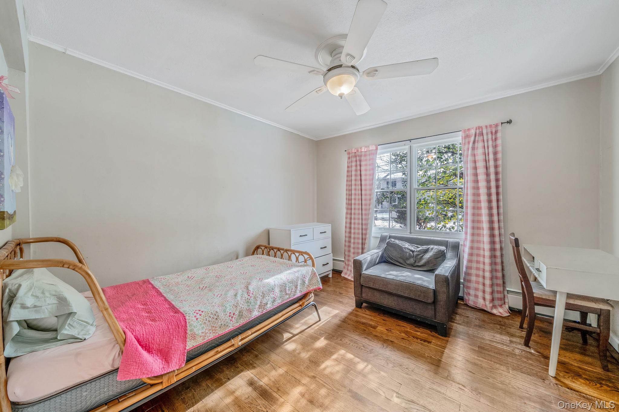 #13 photo, 52 Grant Street, Саффолк ‖ East Northport , NY 11731