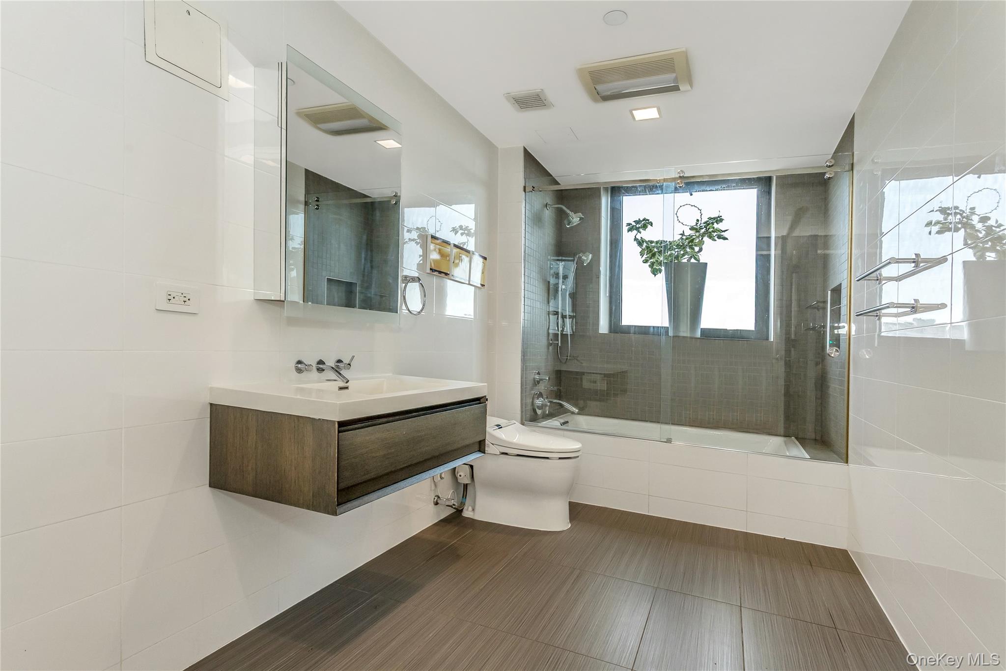 #19 photo, 39-16 Prince Street, Flushing , NY 11354