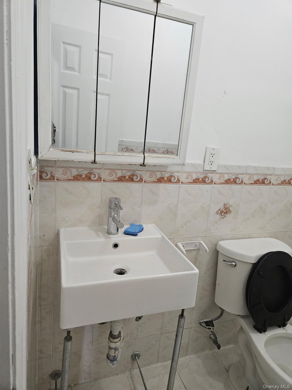 #14 photo, 484 Beach 44th Street, Far Rockaway , NY 11691