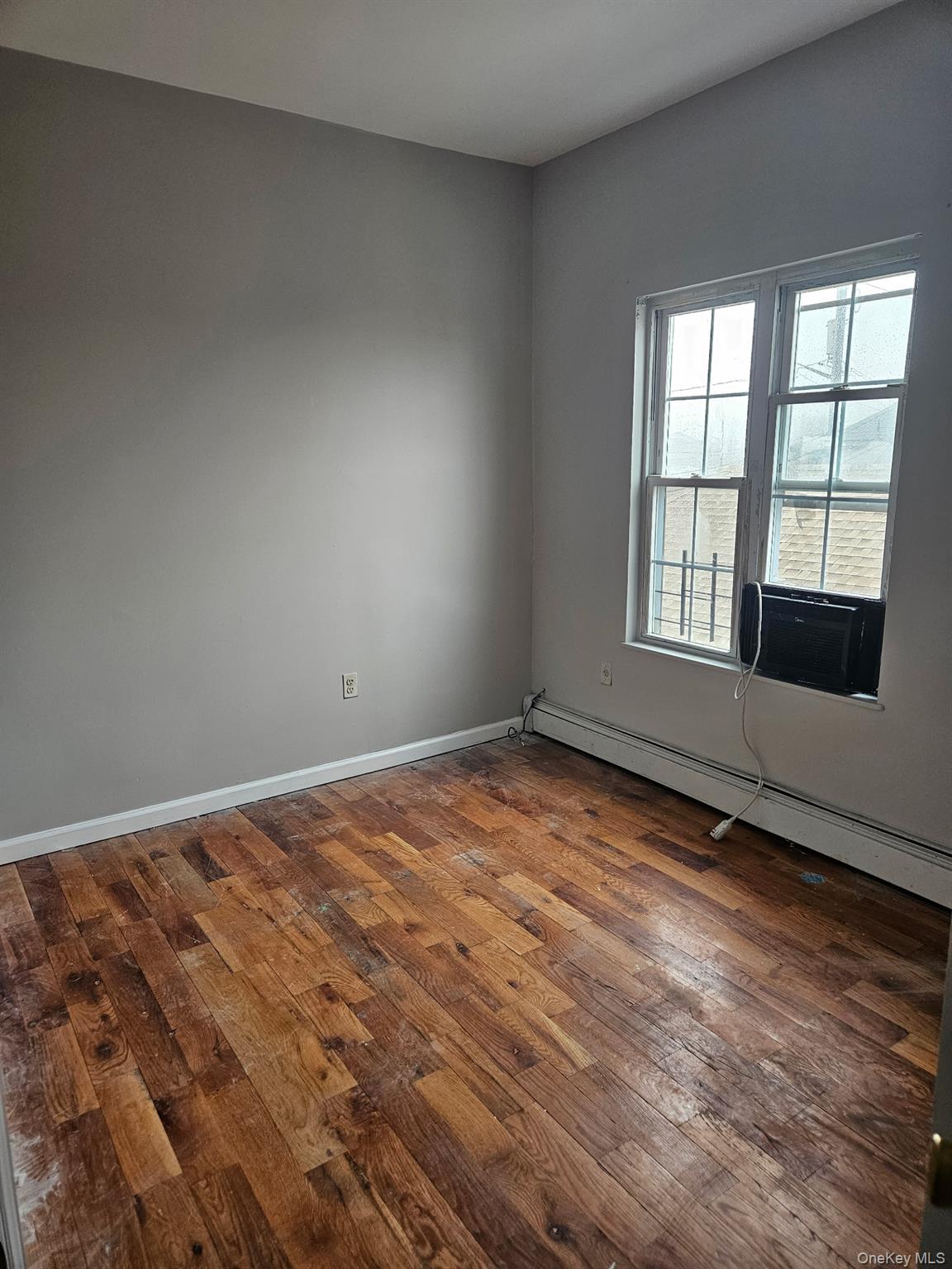 #20 photo, 484 Beach 44th Street, Far Rockaway , NY 11691