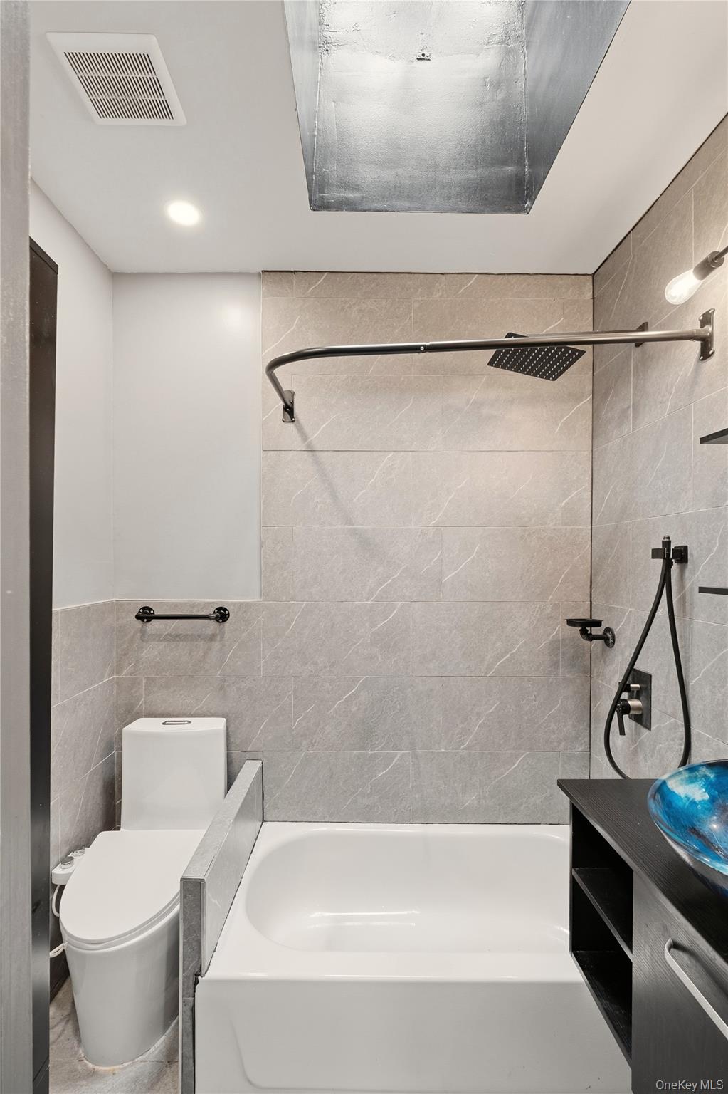 #4 photo, 139 Milford Street, Brooklyn , NY 11208