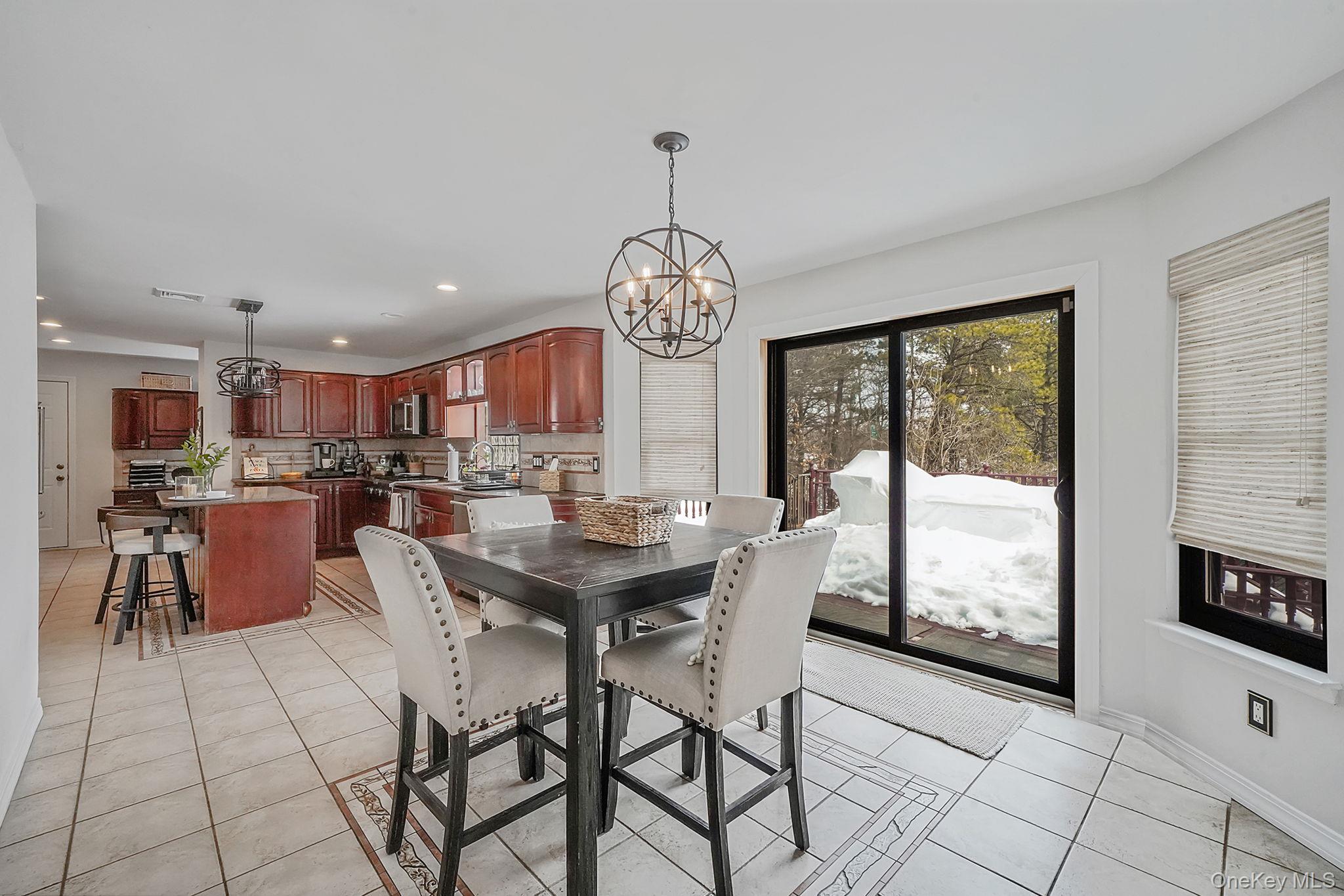 #15 photo, 19 Lindsey Place, Holbrook , NY 11741