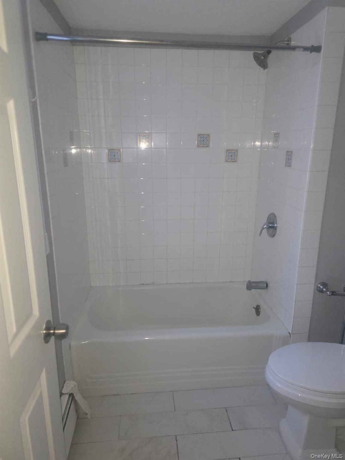 #4 photo, 48 Waverly Avenue, 东长岛 Patchogue , NY 11772