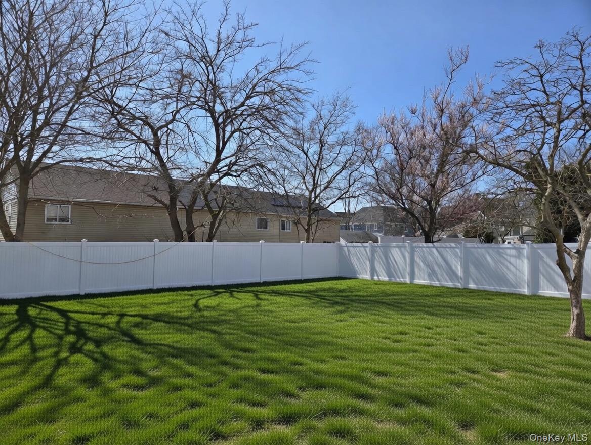 #2 photo, 267 Morris Avenue, Нассау ‖ Inwood , NY 11096