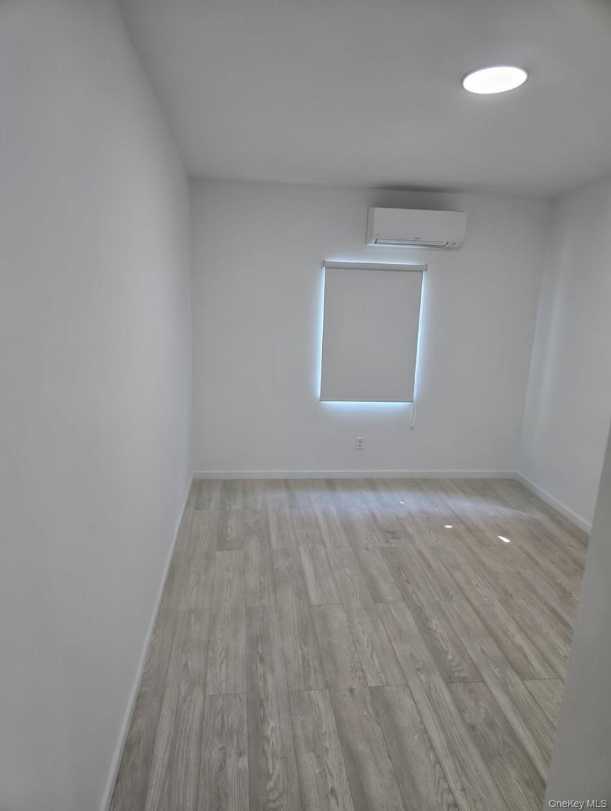 #9 photo, 267 Morris Avenue, Нассау ‖ Inwood , NY 11096