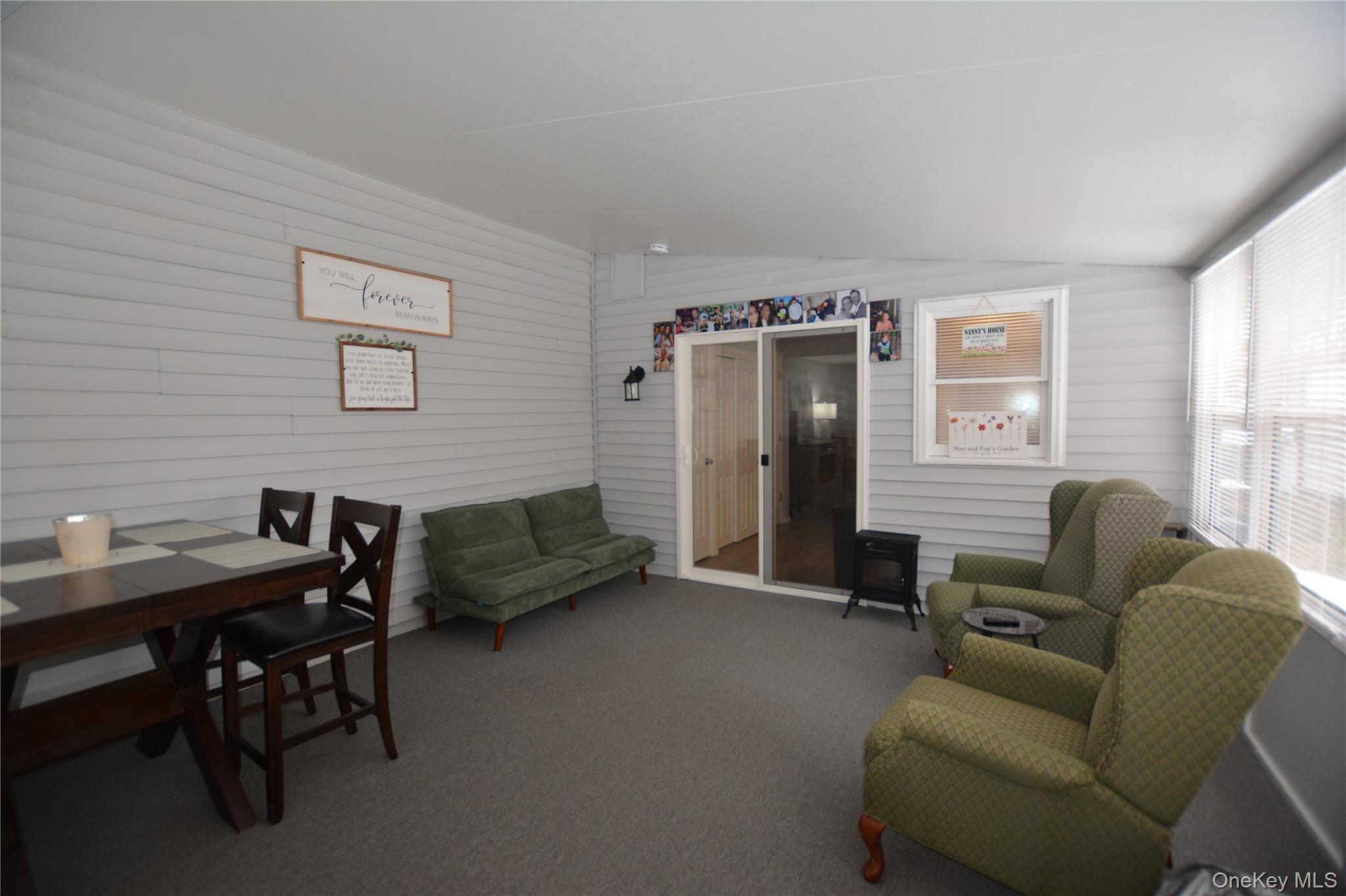 #12 photo, 65A Village Circle, Саффолк ‖ Manorville , NY 11949