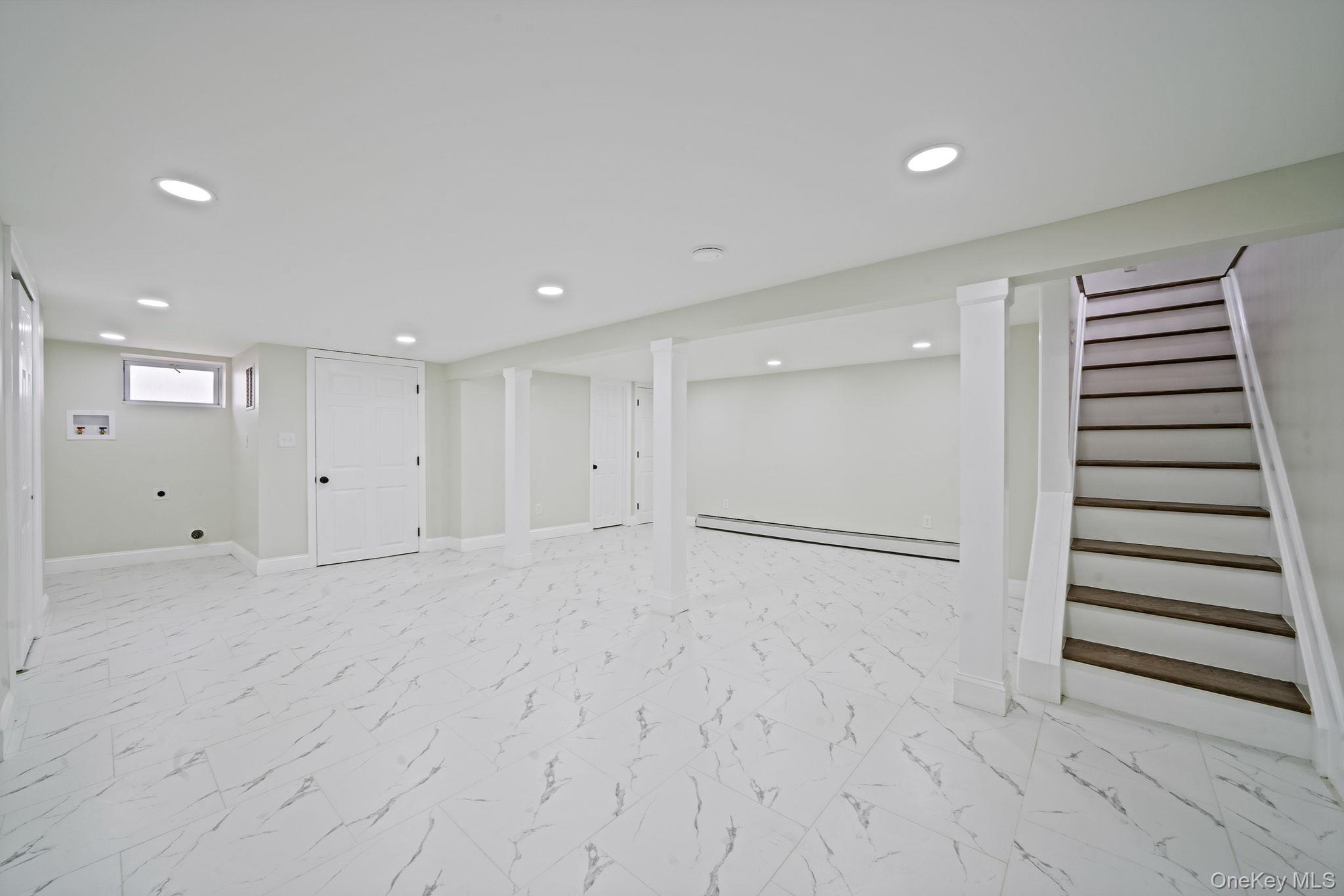 #19 photo, 24 Forest Avenue, Саффолк ‖ West Babylon , NY 11704