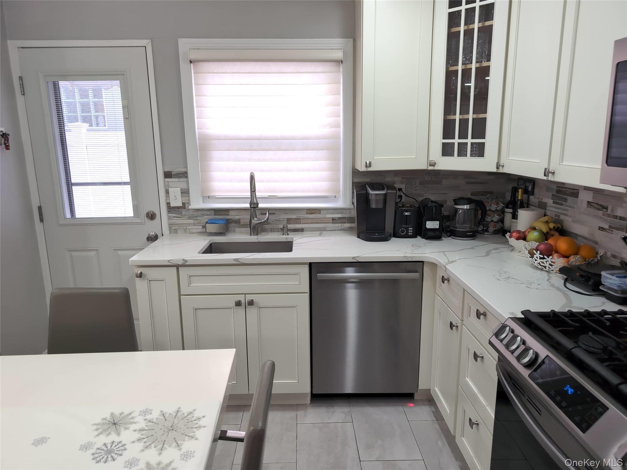 #12 photo, 512 State Street, 长岛 长滩 Long Beach , NY 11561