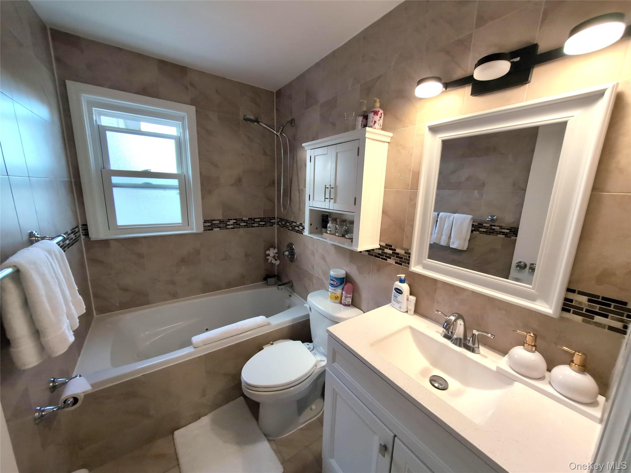 #14 photo, 512 State Street, 长岛 长滩 Long Beach , NY 11561