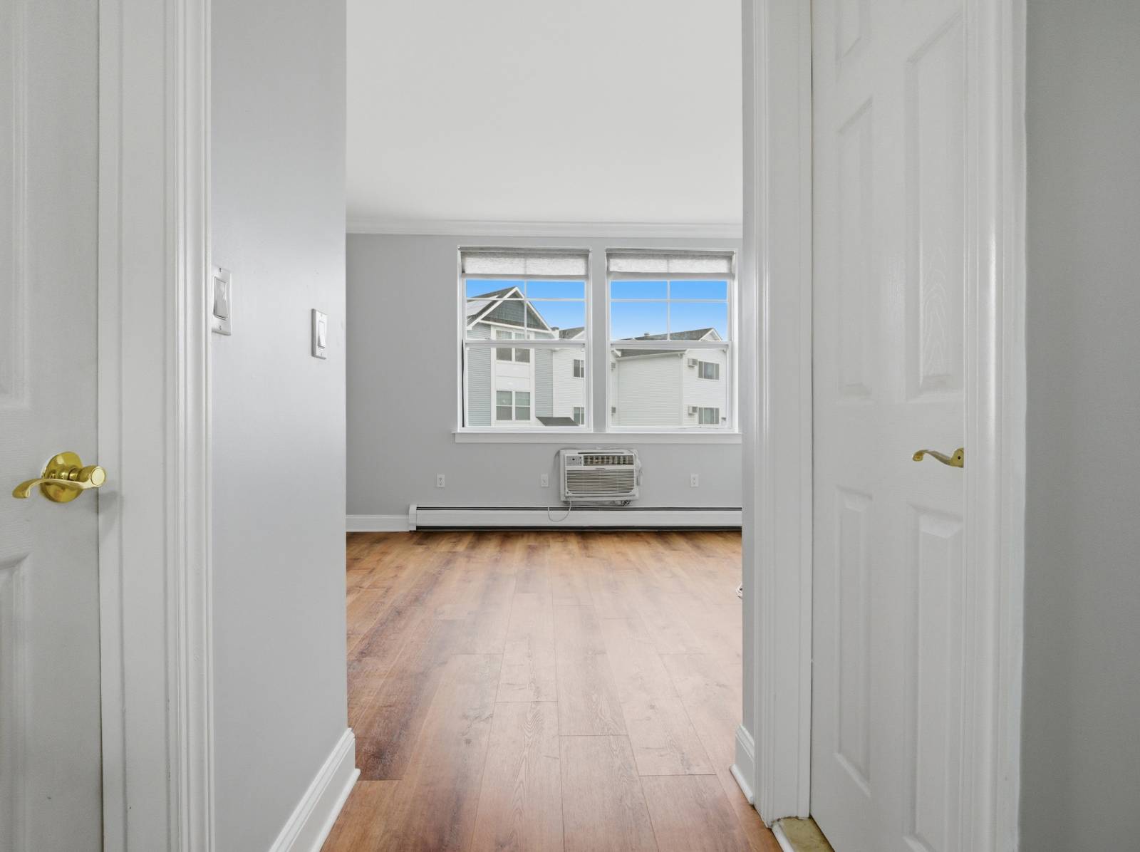 #15 photo, 116 Horizon Ln, Bronx , NY 10473