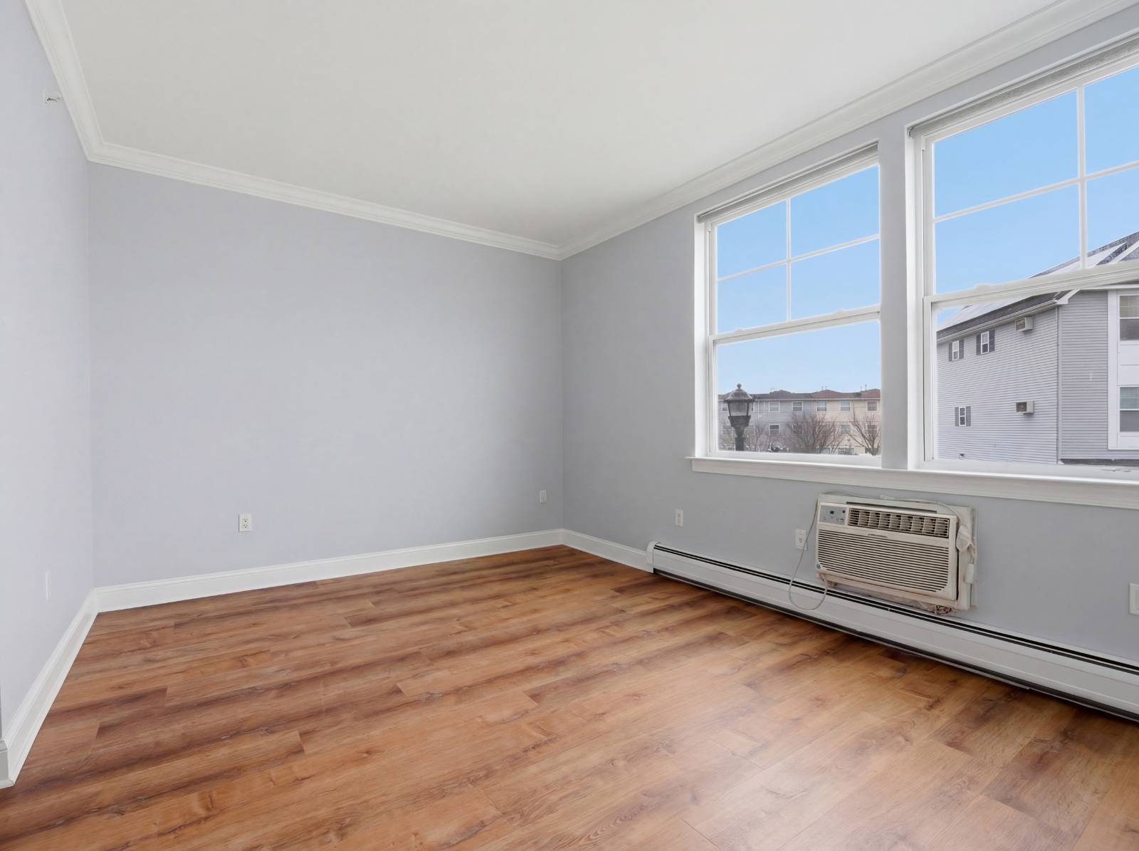 #16 photo, 116 Horizon Ln, Bronx , NY 10473