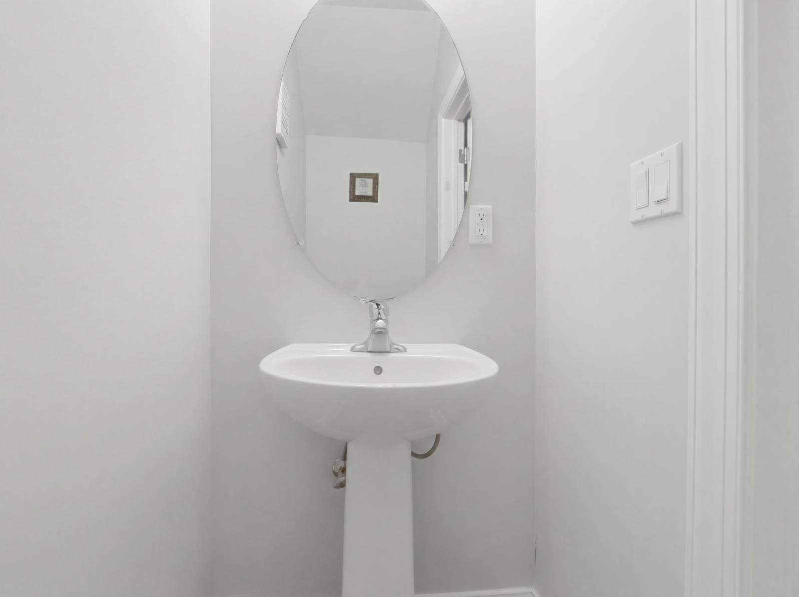 #6 photo, 116 Horizon Ln, Bronx , NY 10473