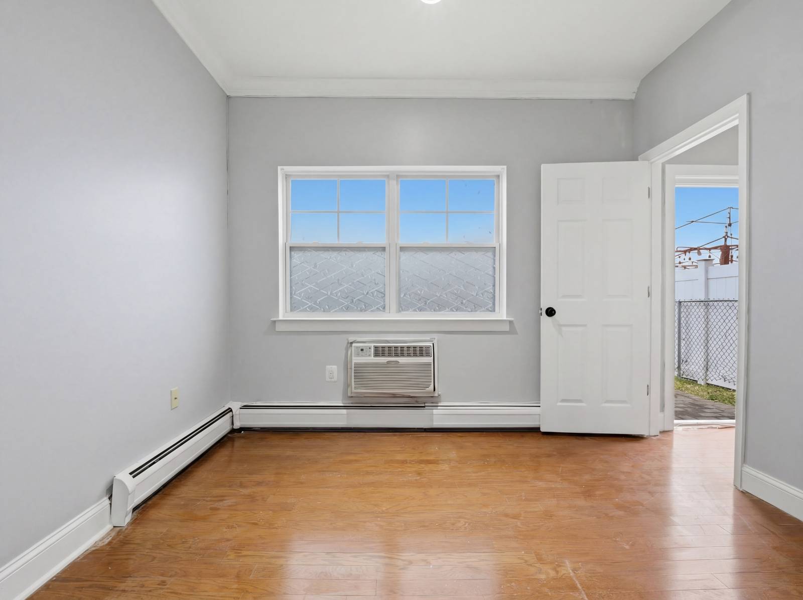 #7 photo, 116 Horizon Ln, Bronx , NY 10473