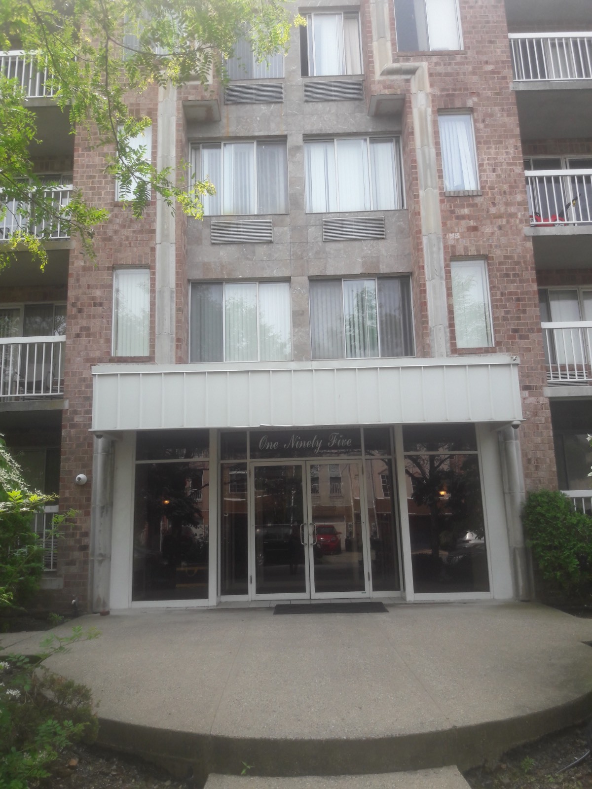 #3 photo, 171 Wellington Ct, #3F, स्टेटन द्वीप Staten Island , NY 10314