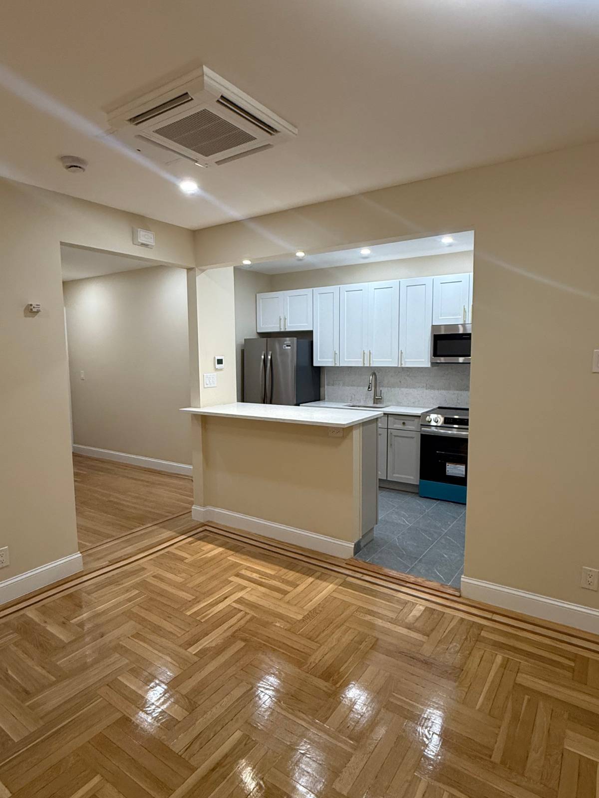 #1 photo, 86th Street, ब्रुकलीन Fort Hamilton , NY 11209