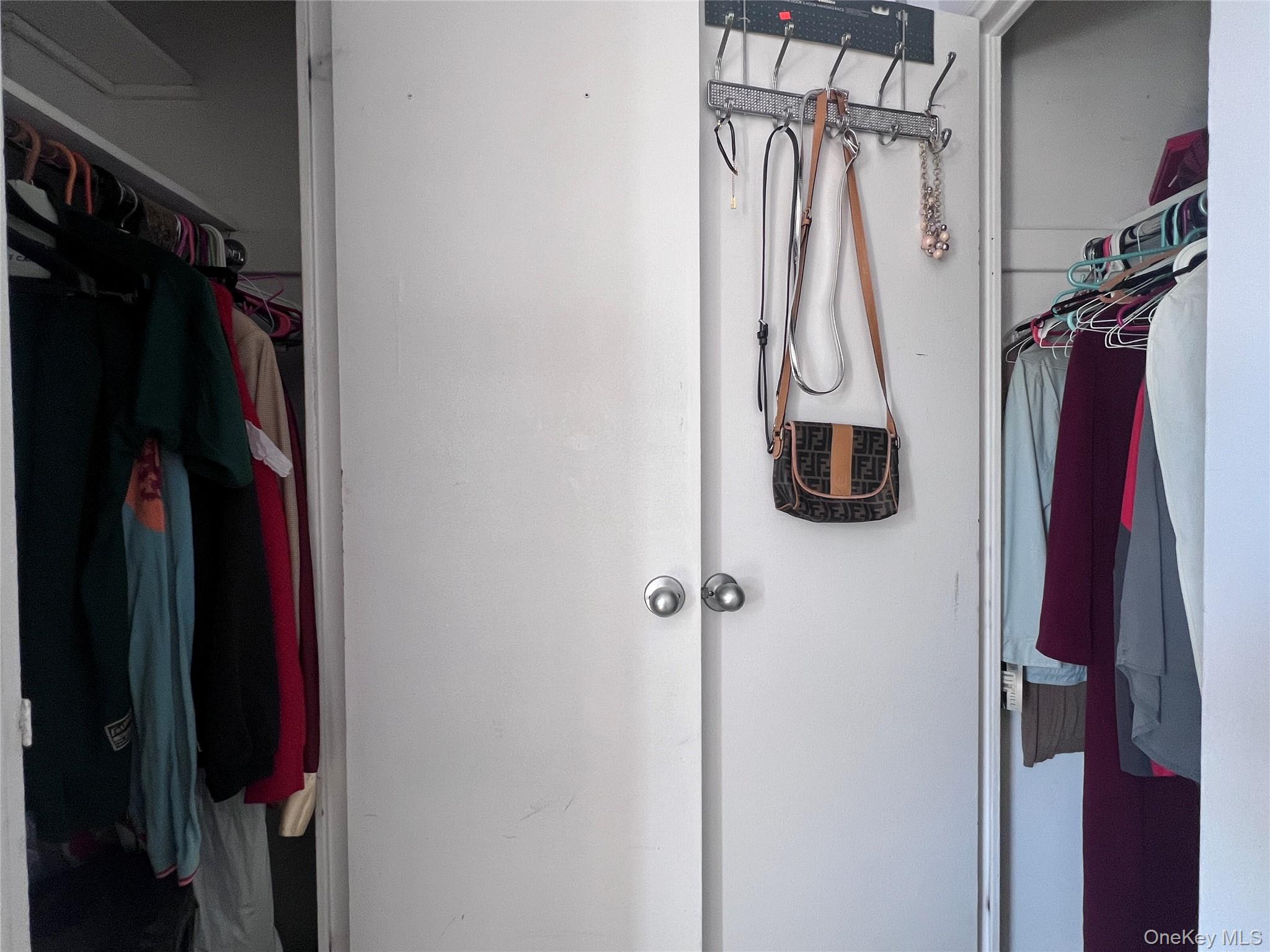 #12 photo, 9960 63rd Road, Куинс ‖ Rego Park , NY 11374