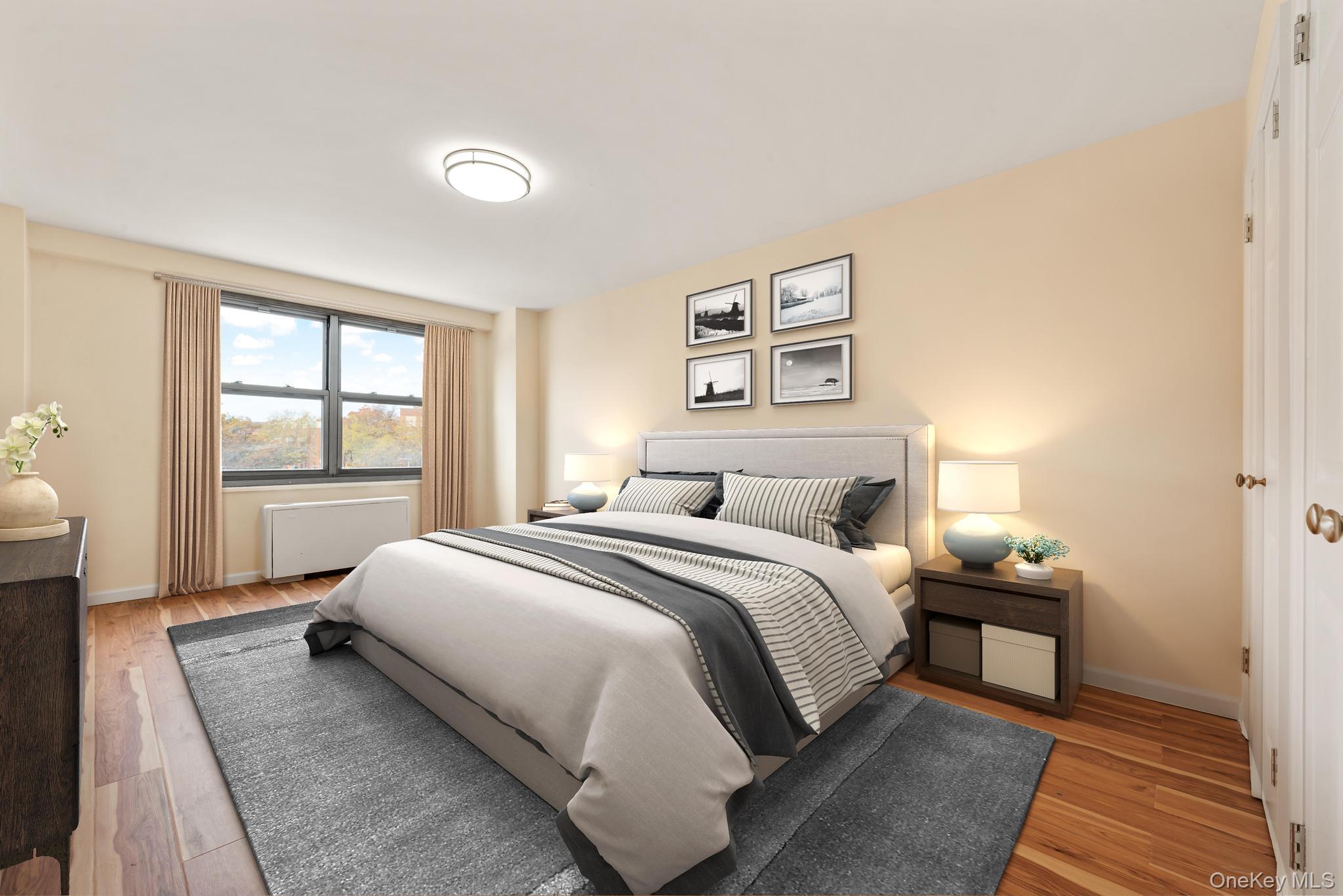 #16 photo, 70-25 Yellowstone Boulevard, फॉरेस्ट हिल्स Forest Hills , NY 11375