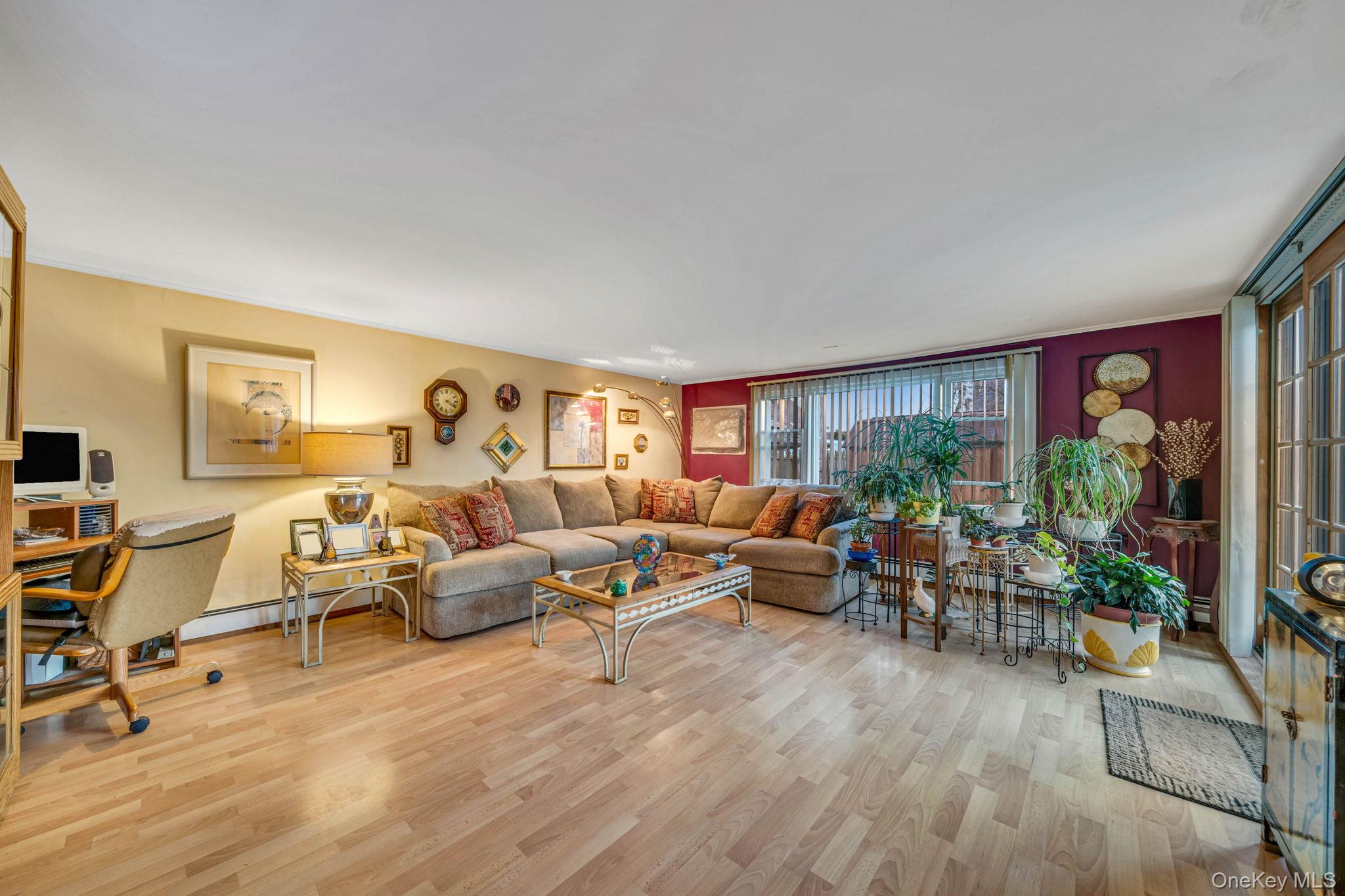 #17 photo, 22 Bayberry Lane, Levittown , NY 11756