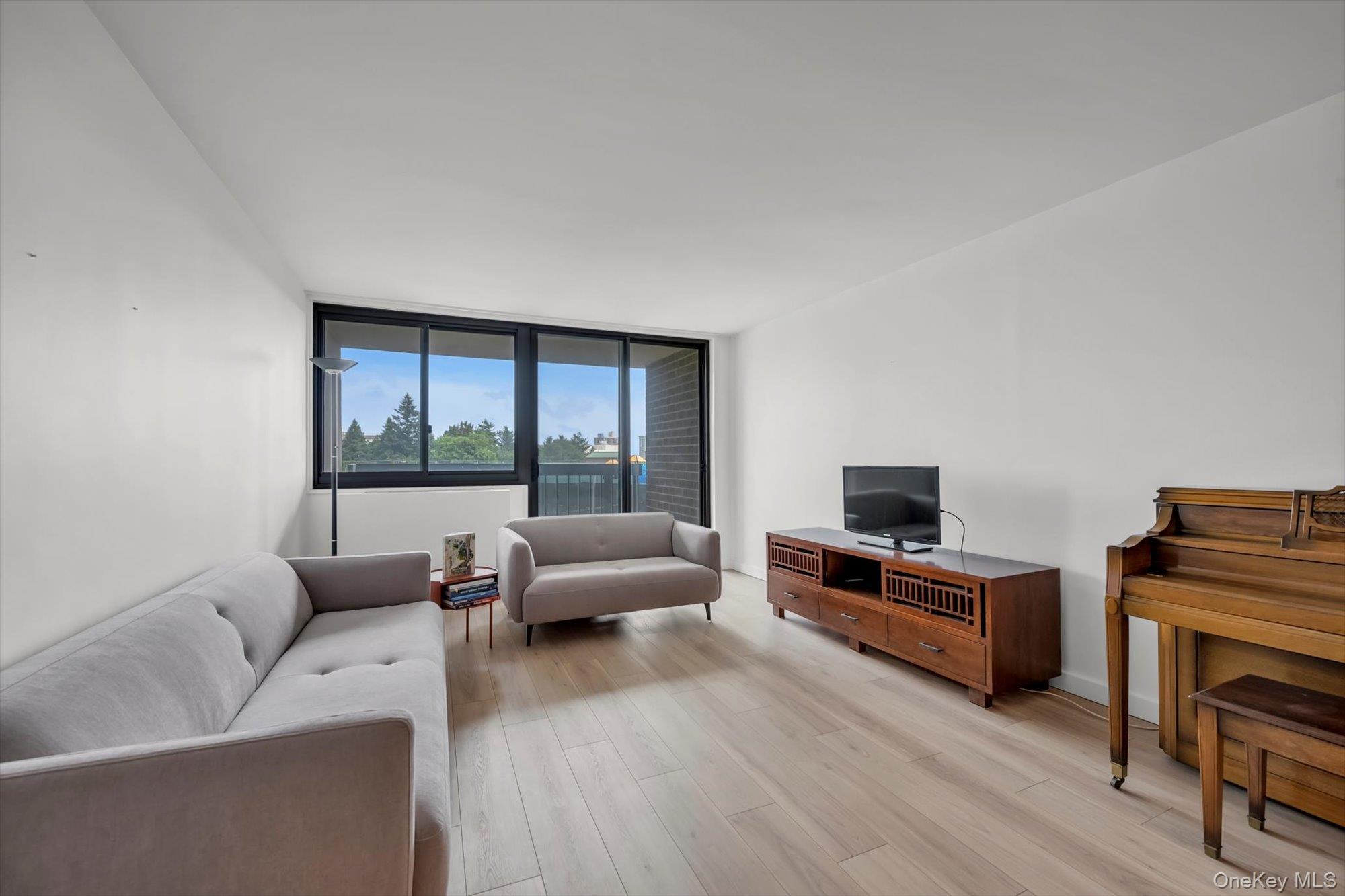 #4 photo, 2 Bay Club Drive, Bayside , NY 11360