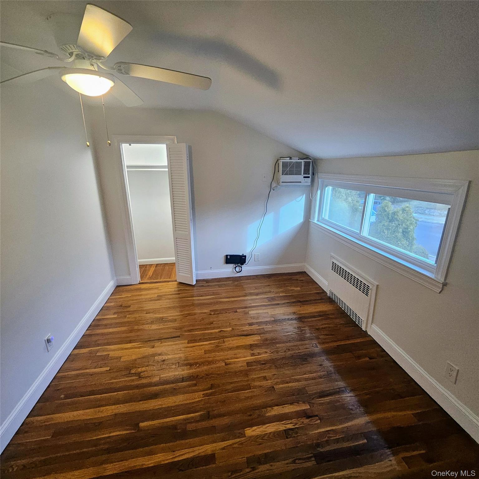 #7 photo, 218 Warren Avenue, Mamaroneck , NY 10543