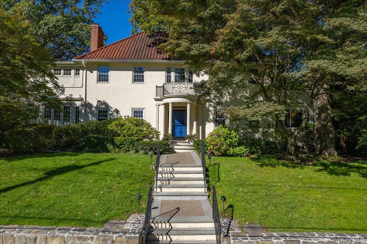 #1 photo, 115 Cliff Avenue, Pelham , NY 10803