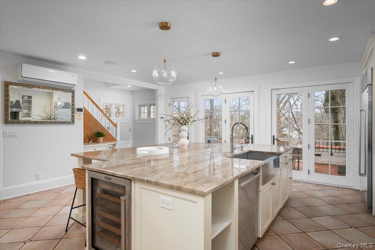 #16 photo, 115 Cliff Avenue, Pelham , NY 10803