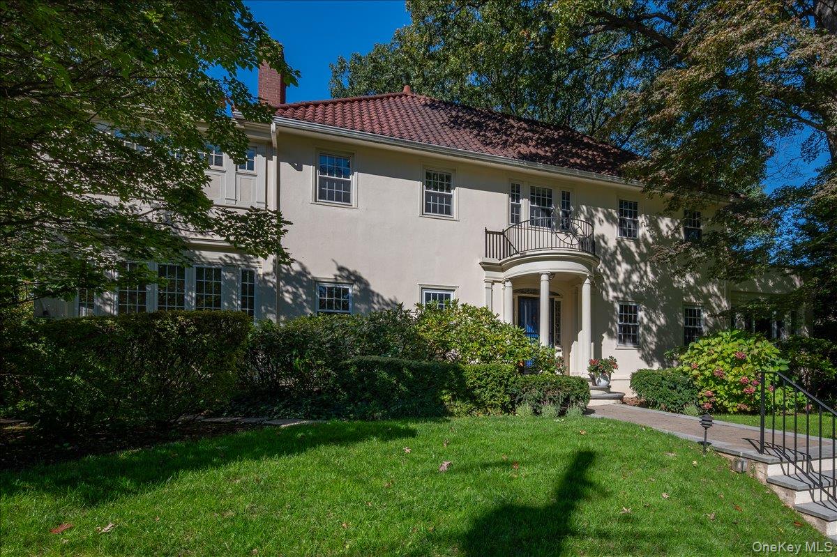 #2 photo, 115 Cliff Avenue, Pelham , NY 10803