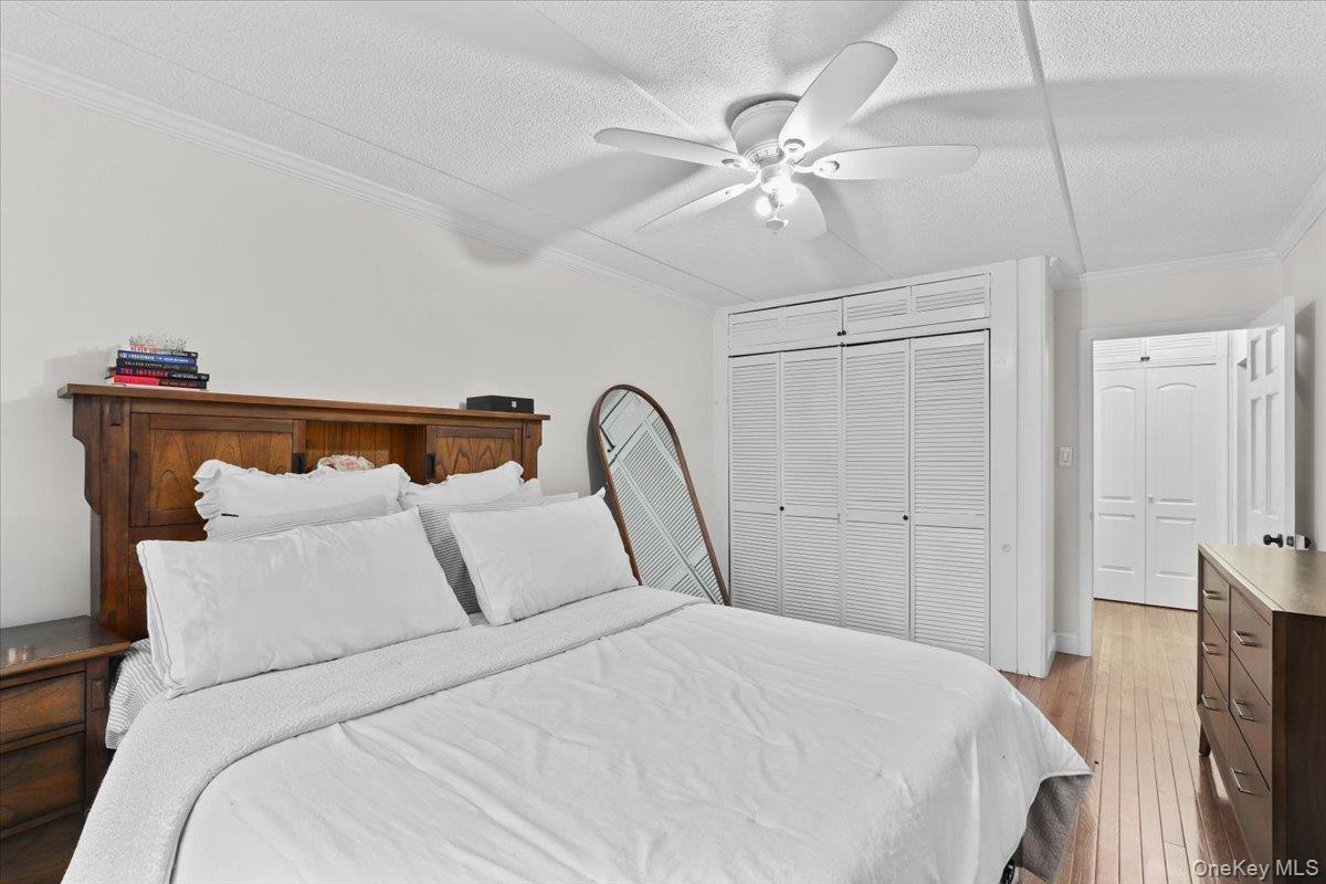 #15 photo, 130 Colonial Parkway, Yonkers , NY 10710