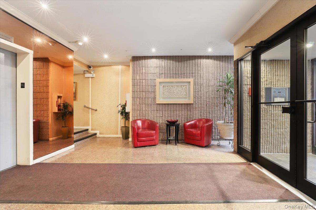 #19 photo, 130 Colonial Parkway, Yonkers , NY 10710