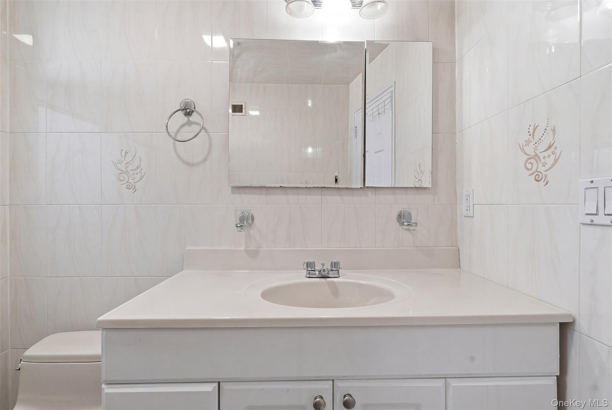 #14 photo, 103 Midland Terrace, Yonkers , NY 10704