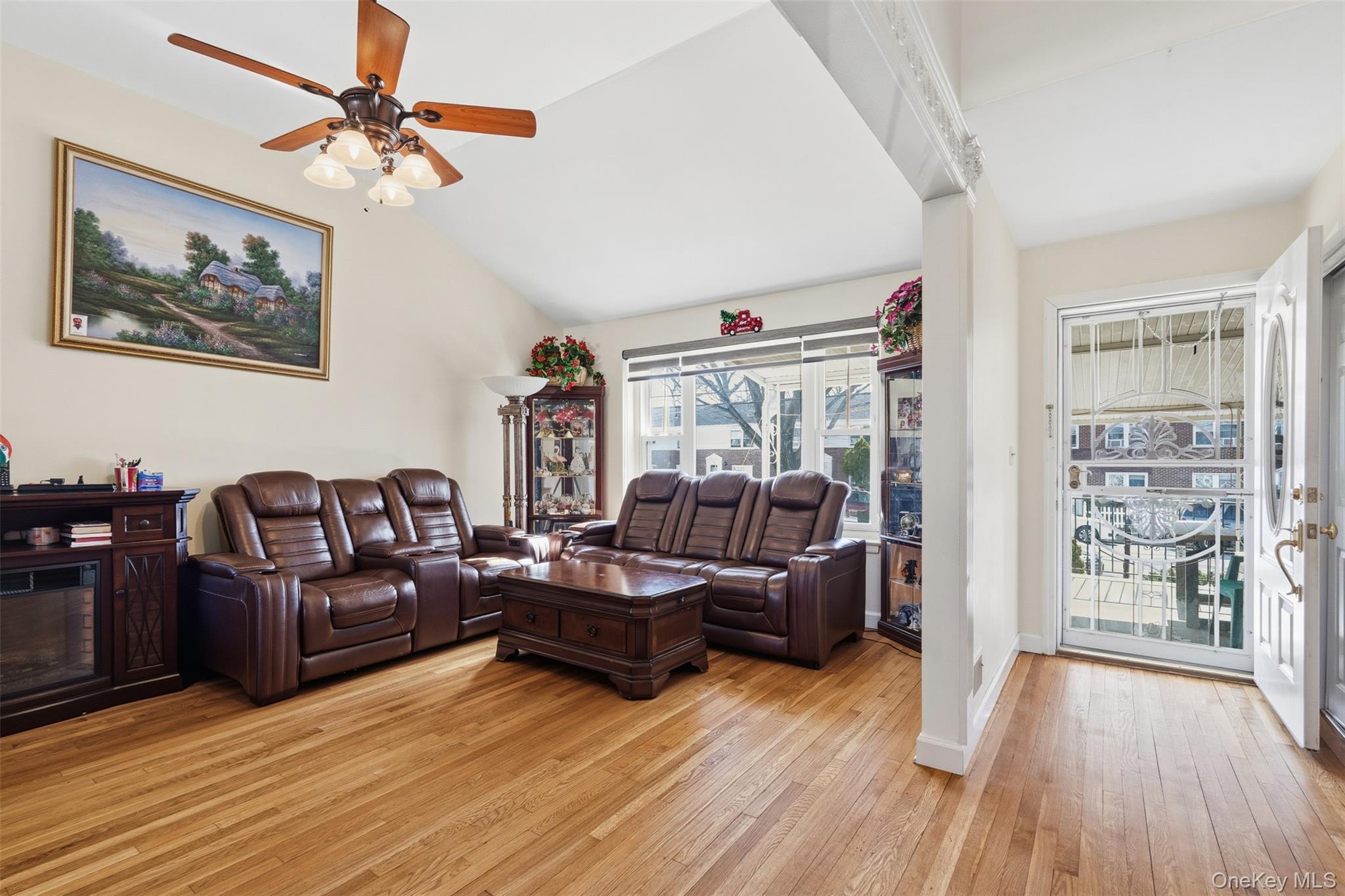 #4 photo, 103 Midland Terrace, Yonkers , NY 10704