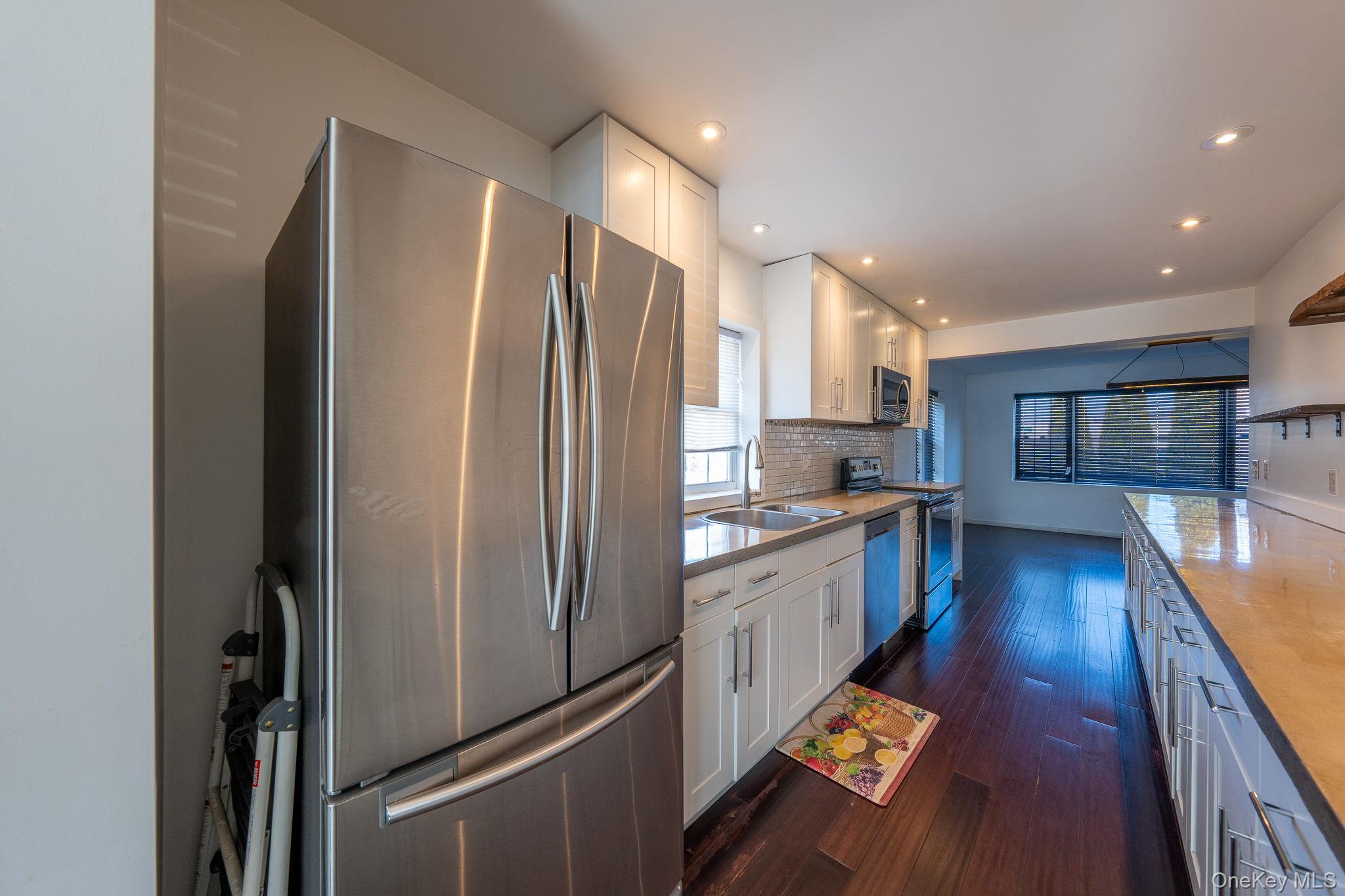 #12 photo, 27 Walnut Street, New Windsor , NY 12553