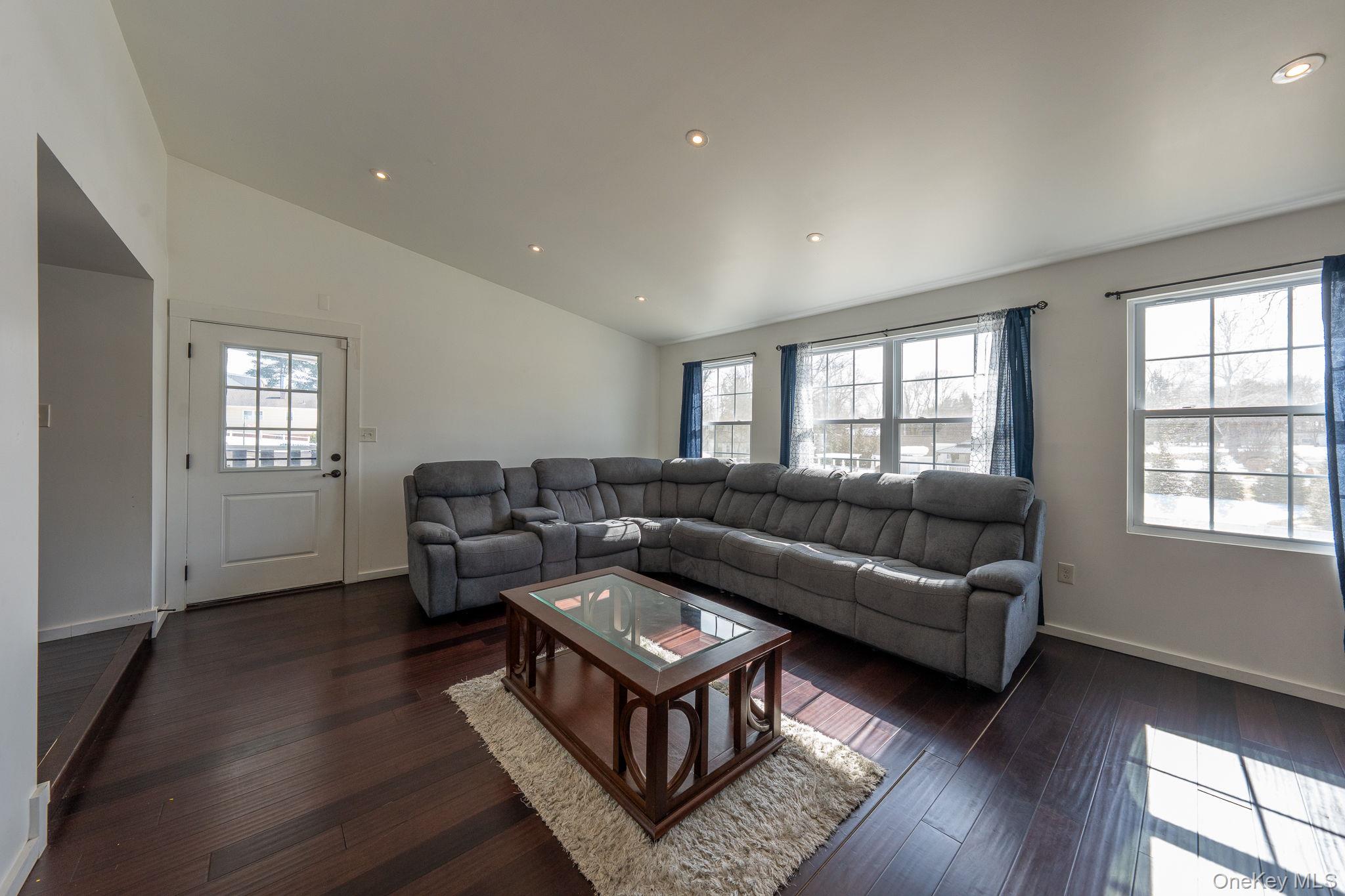 #13 photo, 27 Walnut Street, New Windsor , NY 12553