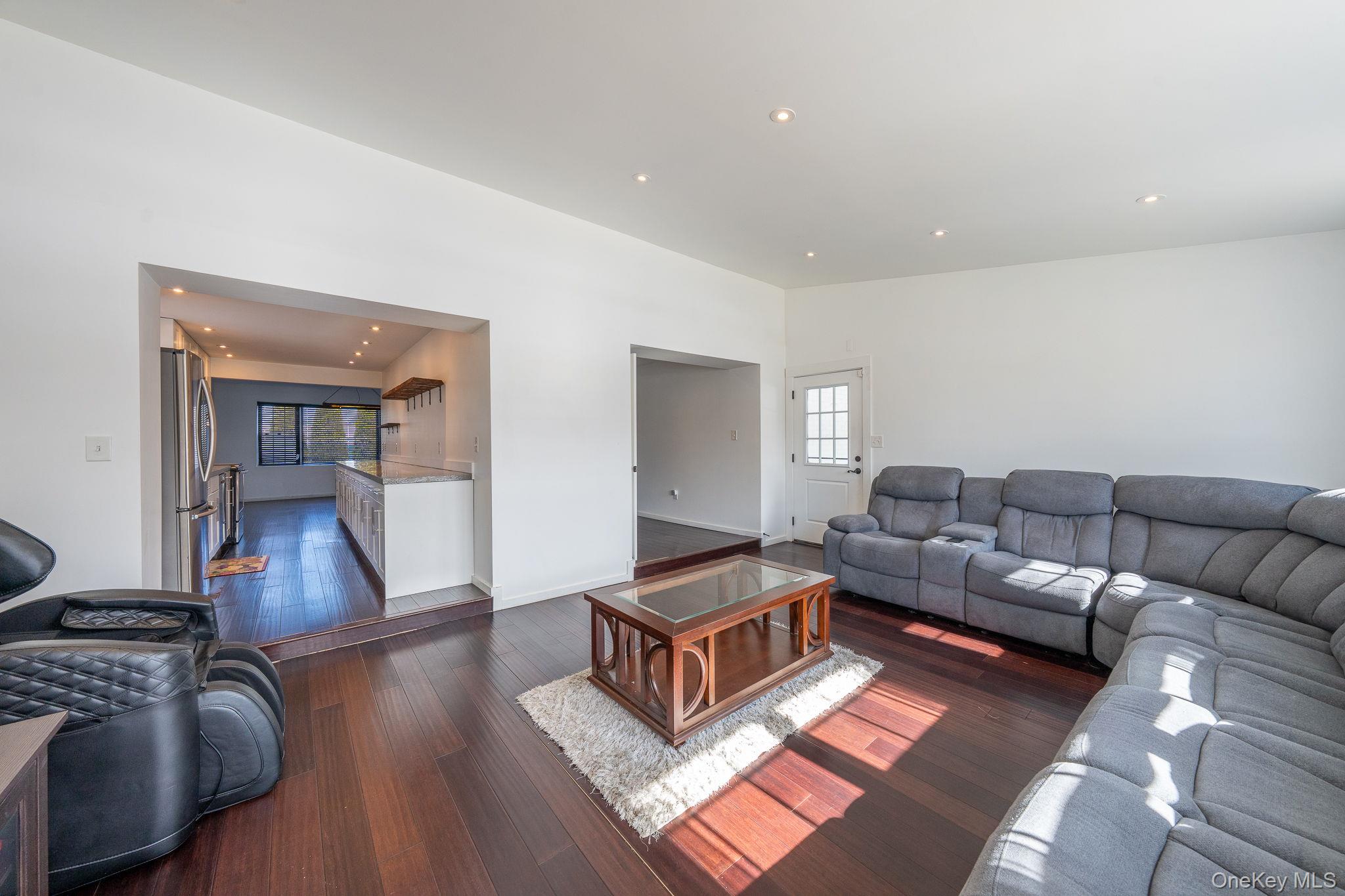 #14 photo, 27 Walnut Street, New Windsor , NY 12553