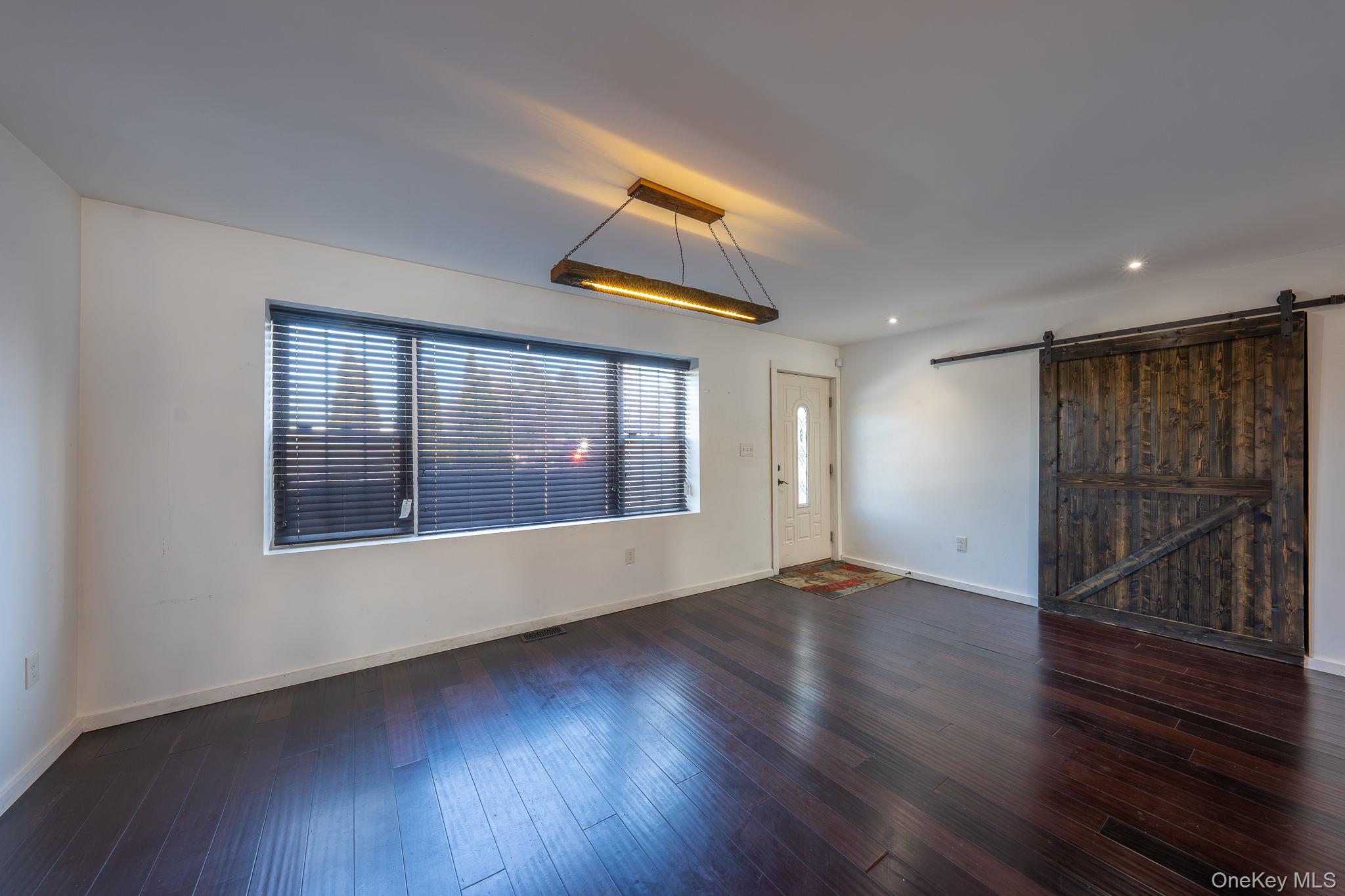 #5 photo, 27 Walnut Street, New Windsor , NY 12553